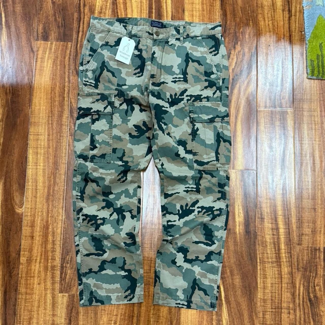 Levi's Vintage Levi’s Camo Cargo Pants Size US 36 / EU 52 - 1 Thumbnail