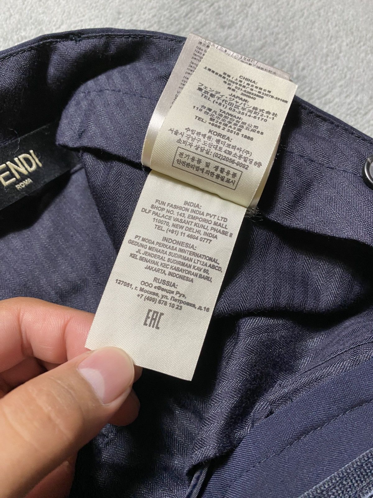 Fendi FENDI SUIT TROUSER POLY / WOOL Size 30" / US 8 / IT 44 - 12 Thumbnail