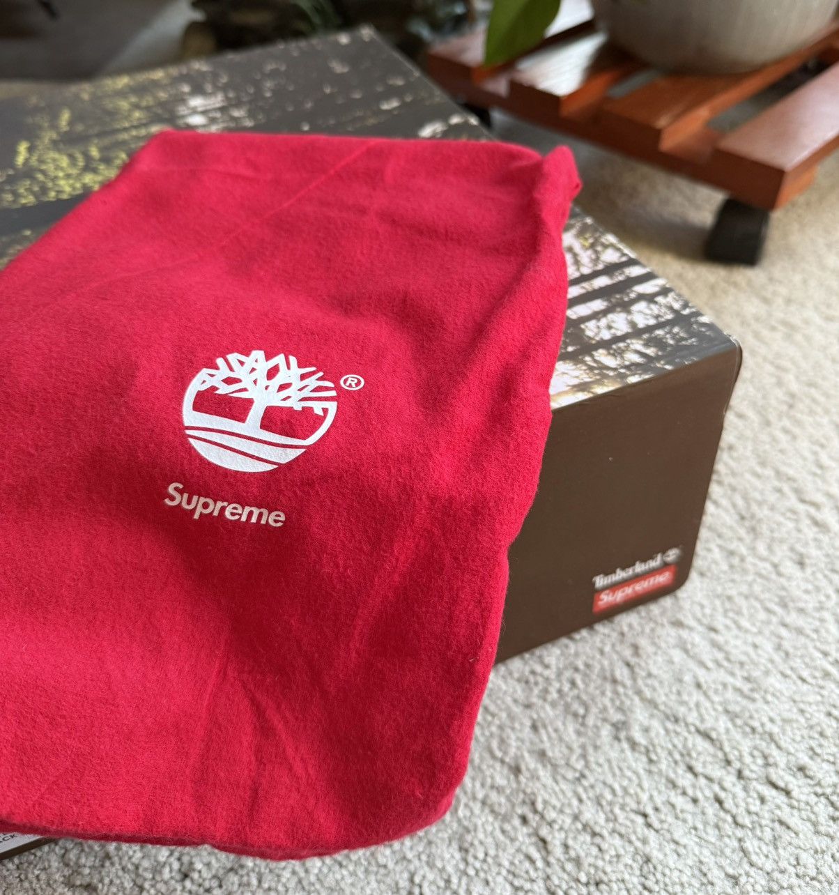 Supreme × Timberland Supreme x Timberland 6” Boot Size US 9 / EU 42 - 13 Thumbnail