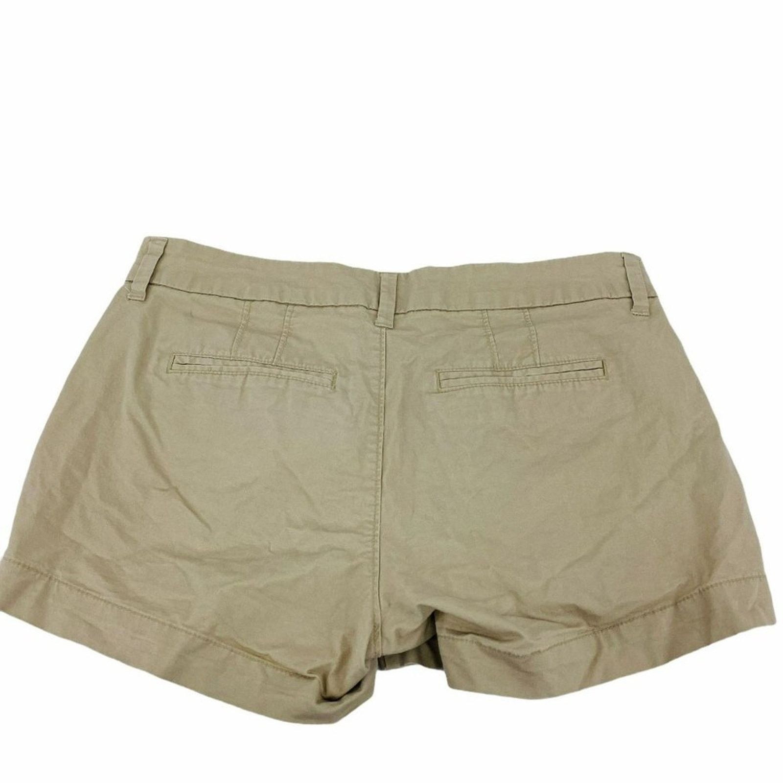 Old Navy Old Navy Women's Khaki Chino Shorts Classic Workwear 4 Size 27" / US 4 / IT 40 - 3 Thumbnail