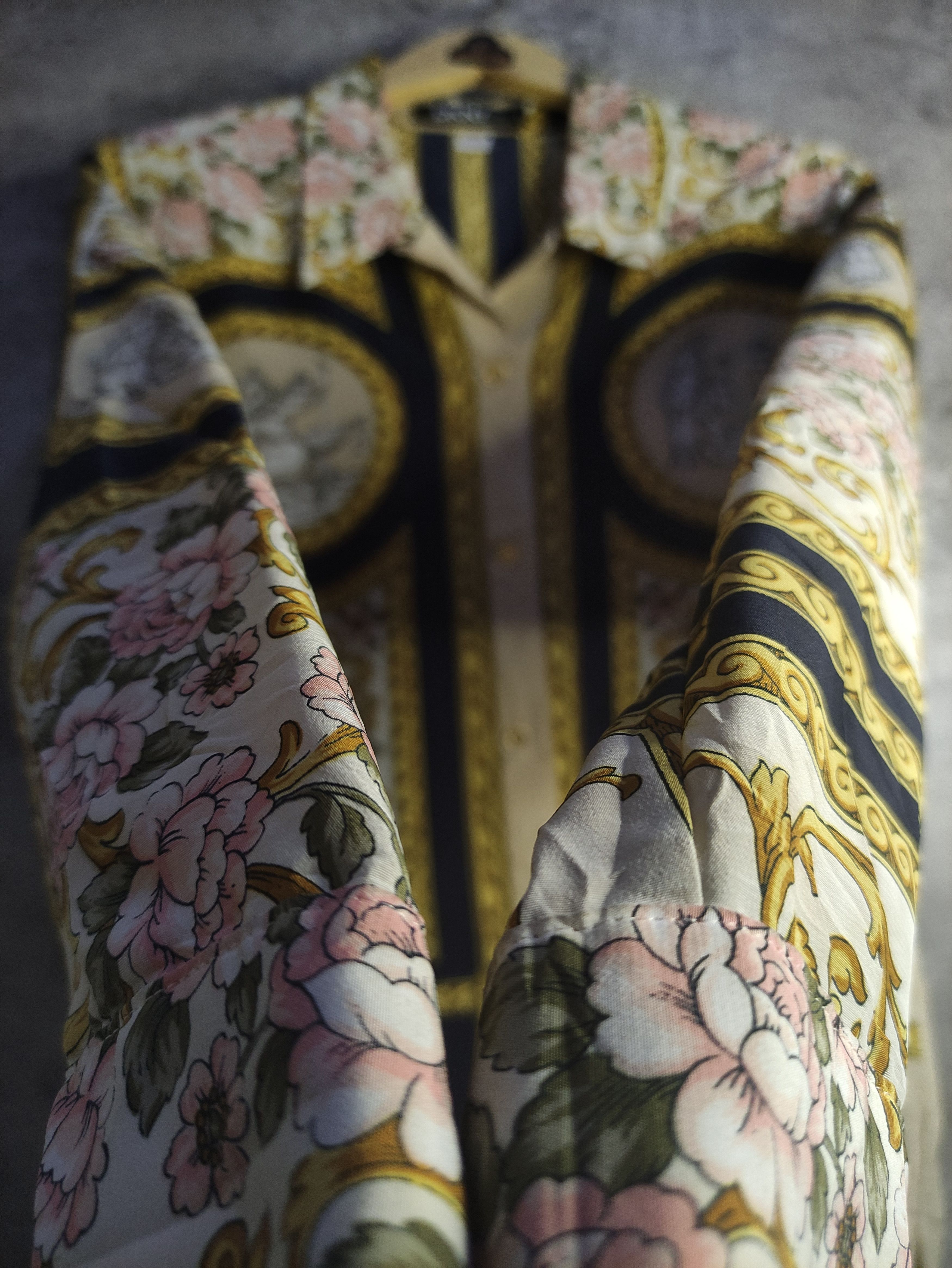 DKNY × Vintage Vintage Luxury - DKNY floral Silk Shirt Size US L / EU 52-54 / 3 - 4 Thumbnail