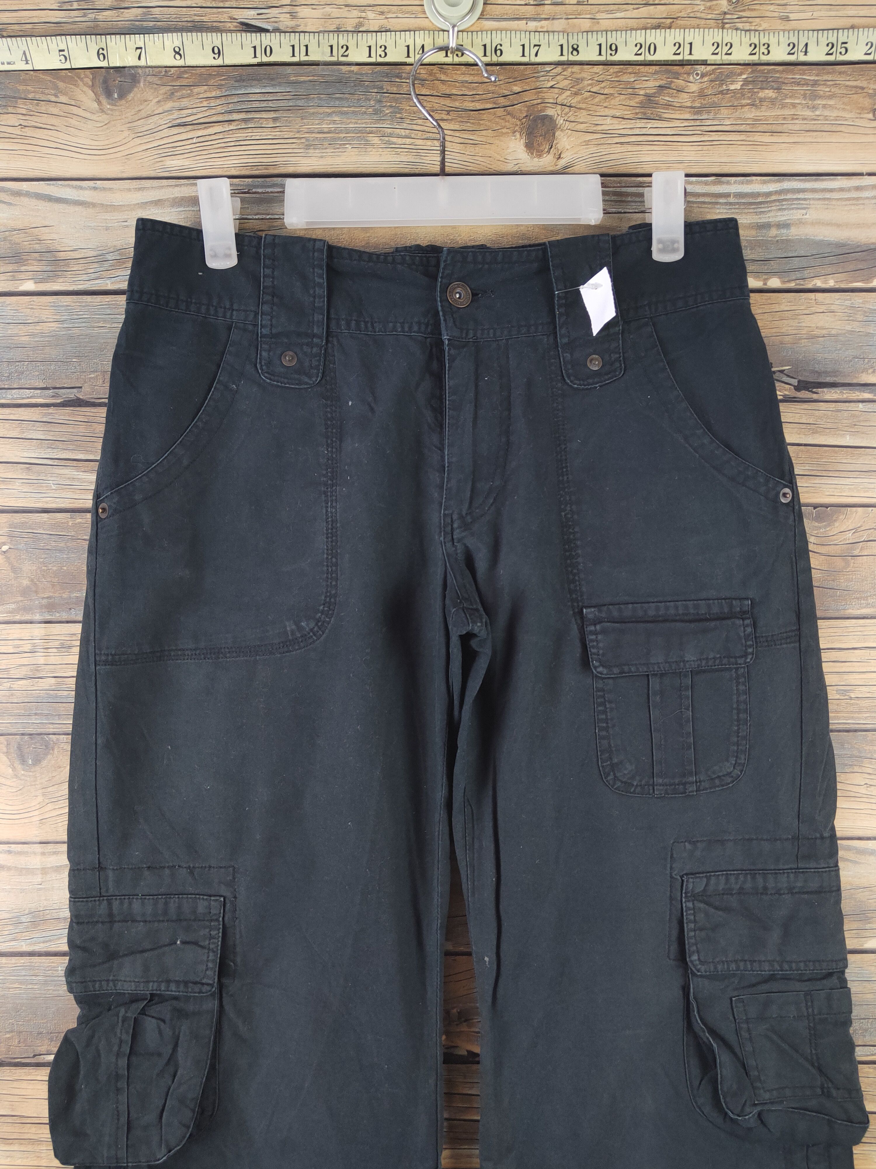 Japanese Brand DL Japanese Brand Navy Multipocket Cargo Pants #1913 Size 28" / US 6 / IT 42 - 2 Thumbnail
