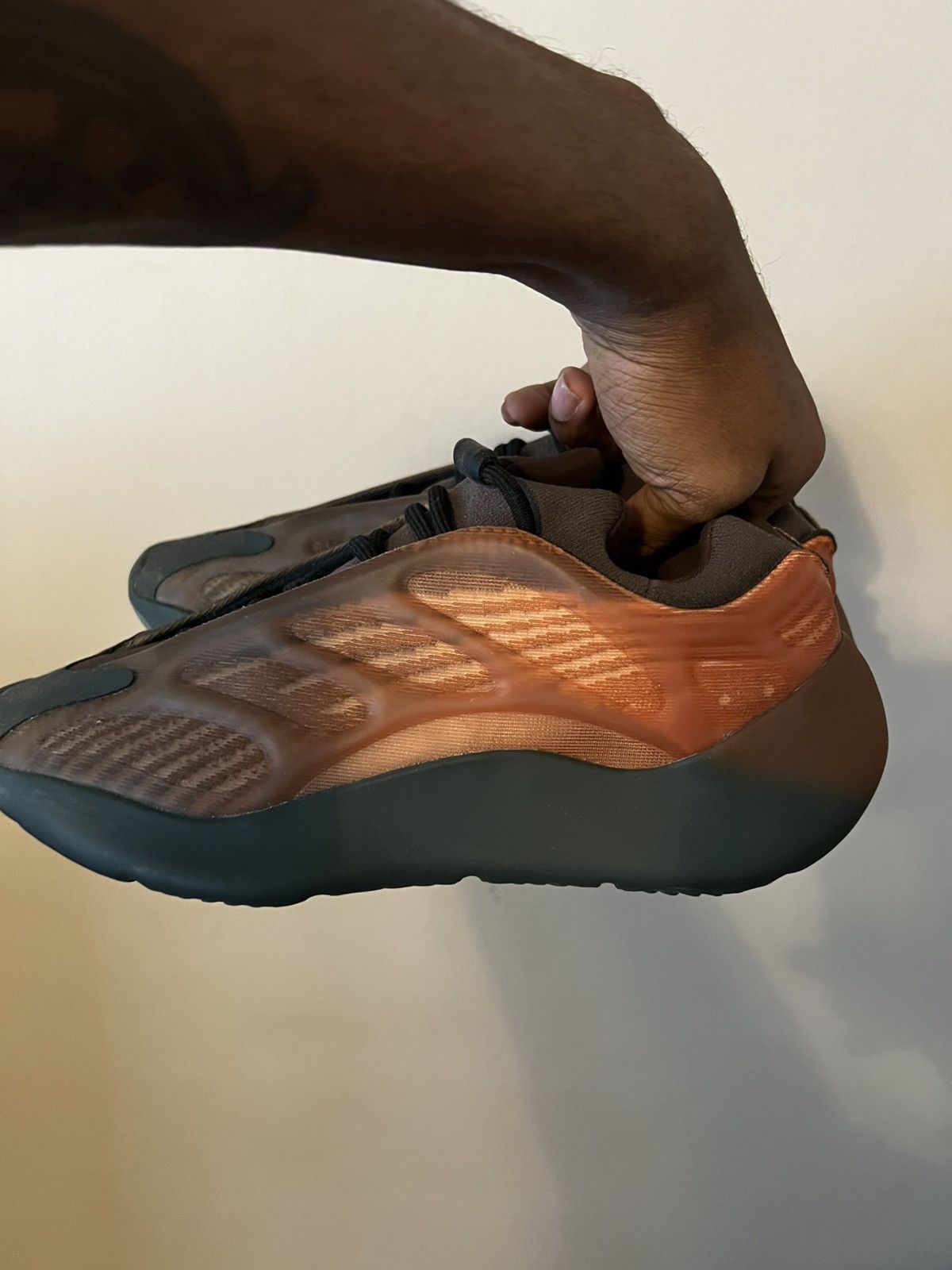 Other Adidas Yeezy 700 Size US 9 / EU 42 - 3 Thumbnail