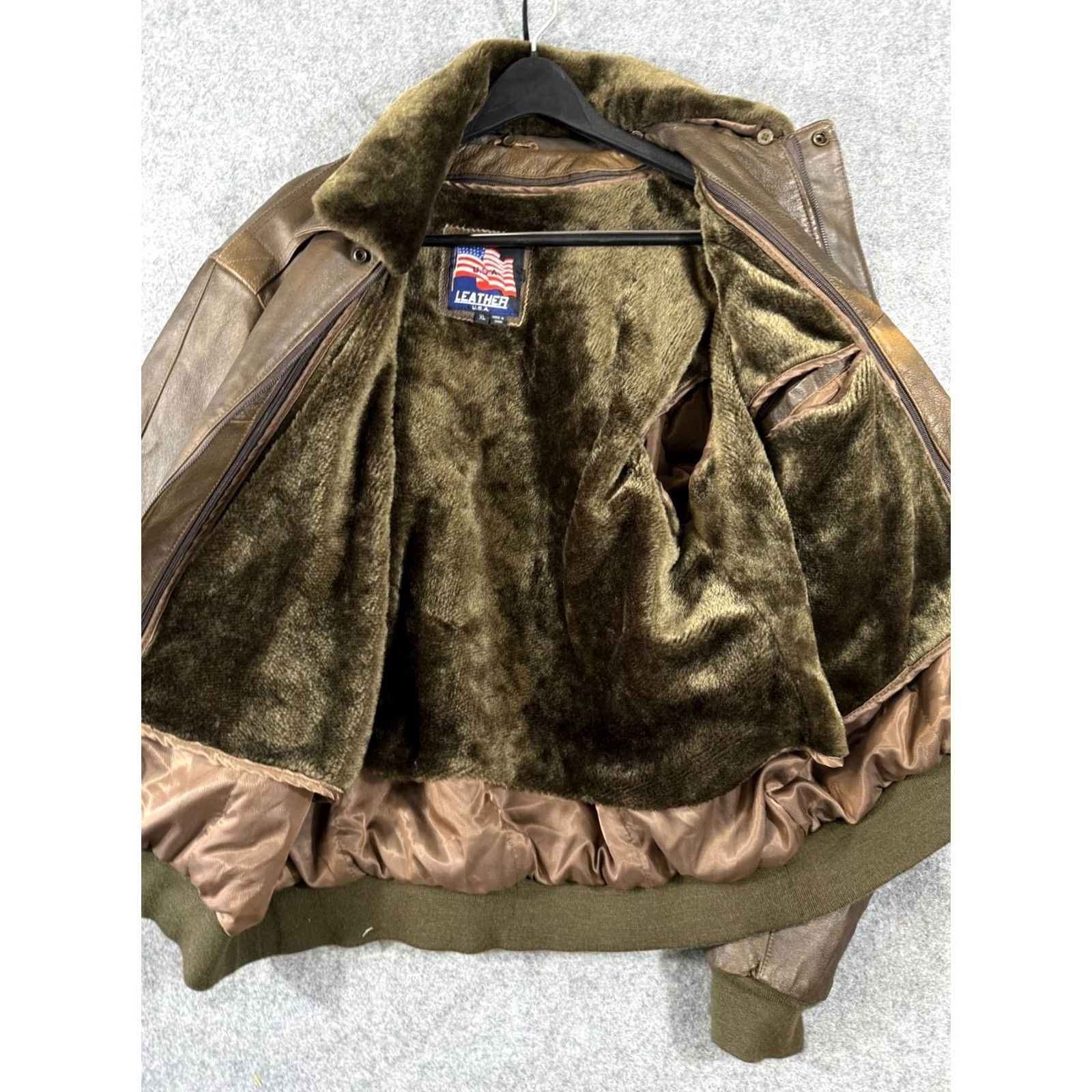 Vintage Aviator Bomber Jacket Mens XL Brown Green Genuine Leather Removable Liner Zipper Size US XL / EU 56 / 4 - 5 Thumbnail