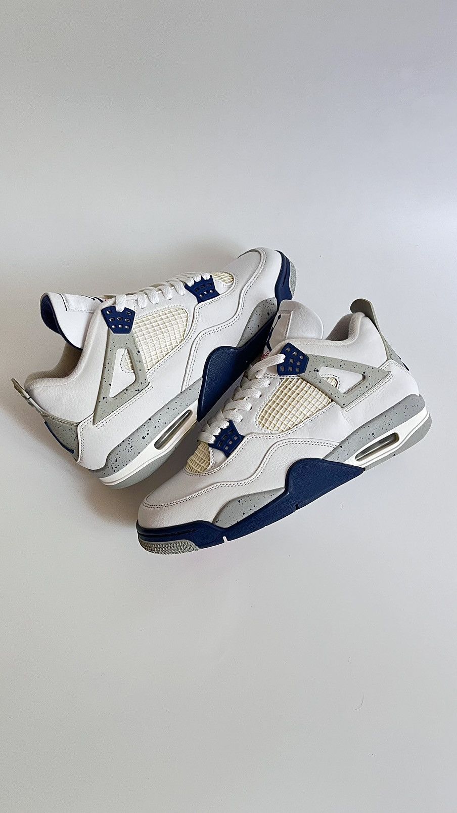 Jordan Brand Air Jordan 4 “Midnight Navy” Size US 8.5 / EU 41-42 - 14 Thumbnail