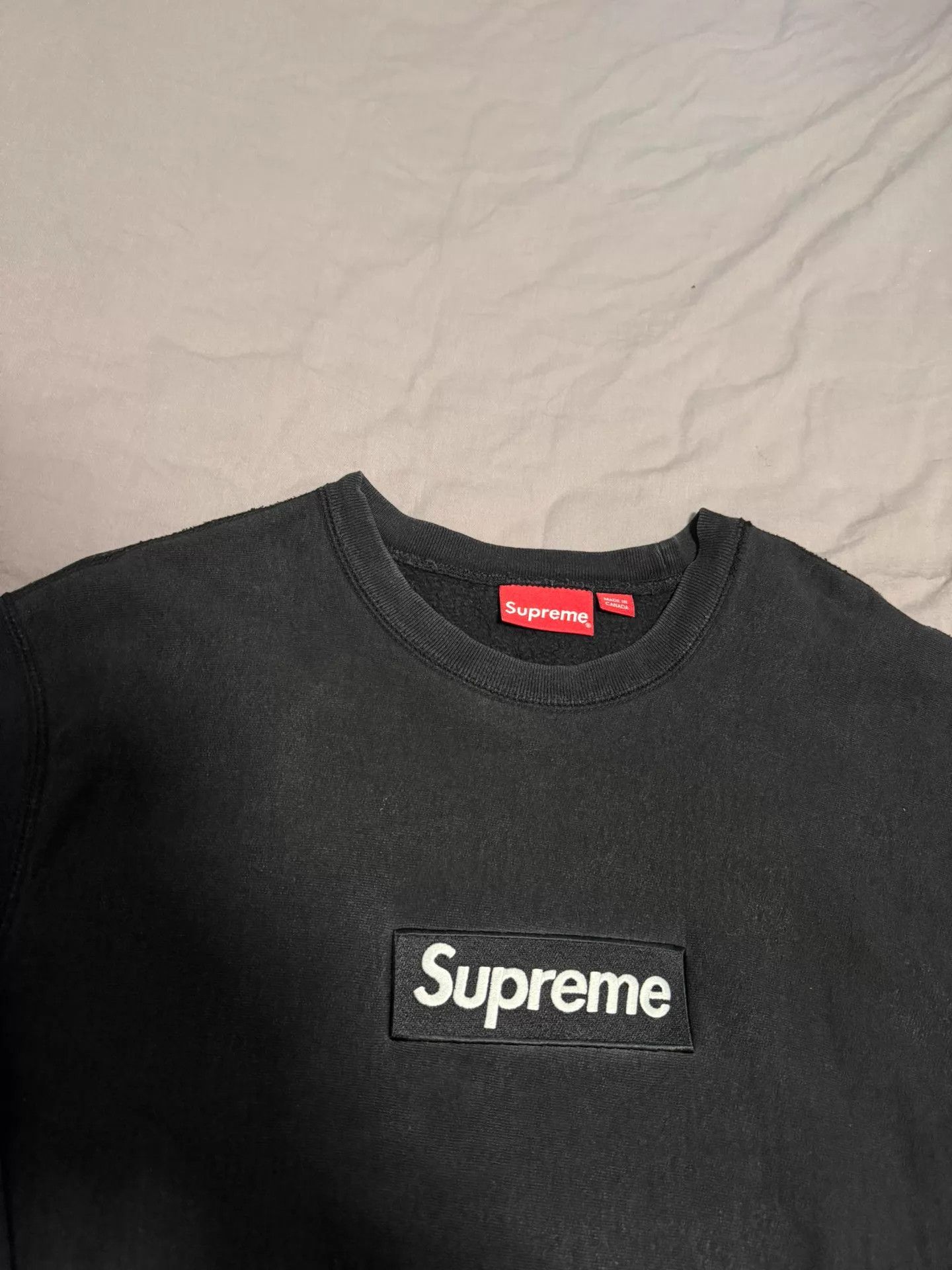 Supreme Supreme FW18 Black on Black Box Logo Crewneck L Size US L / EU 52-54 / 3 - 2 Thumbnail