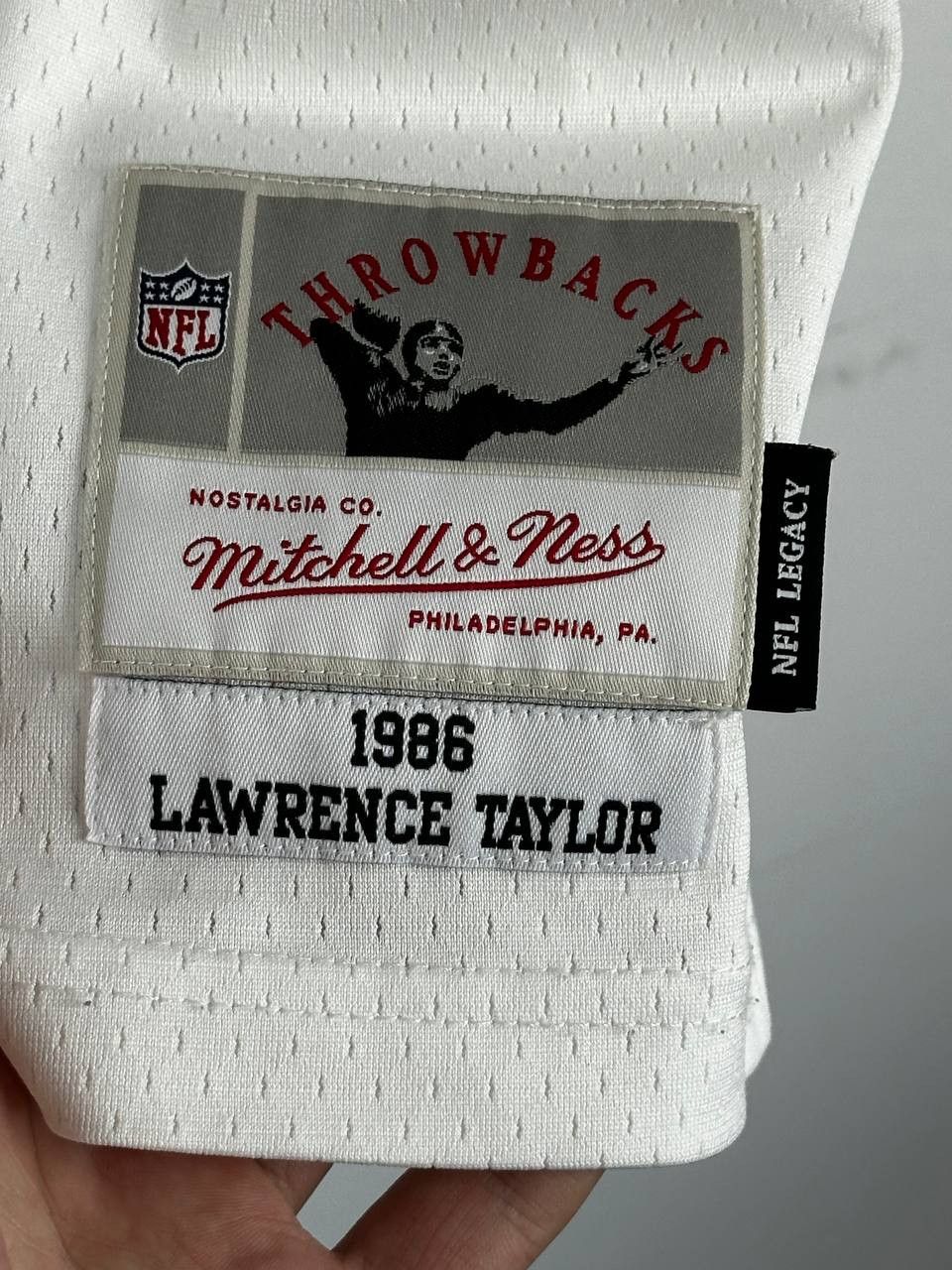 Mitchell & Ness Lawrence Taylor New York Giants Mitchell & Ness NFL Size US M / EU 48-50 / 2 - 6 Thumbnail