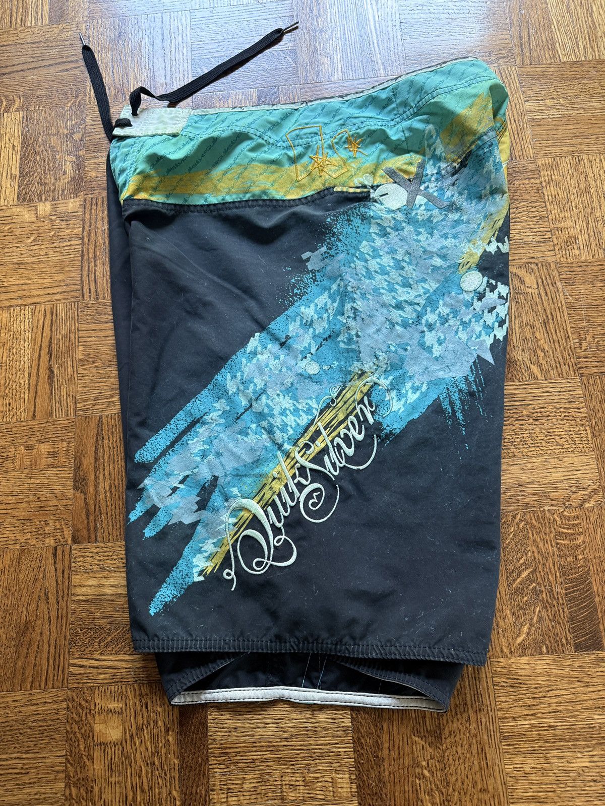 Quiksilver Vintage Y2K Quiksilver AOP Board Shorts Size US 32 / EU 48 - 7 Thumbnail
