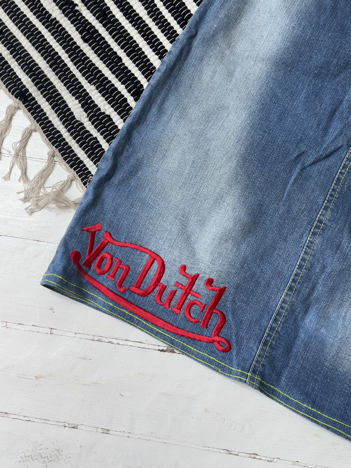 Von Dutch VINTAGE VON DUTCH 2000s MIDI SKIRT Size 28" / US 6 / IT 42 - 3 Thumbnail