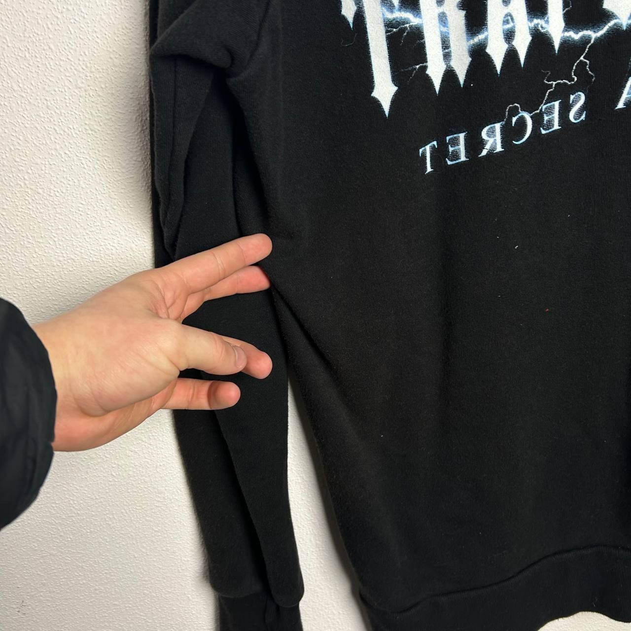 Trapstar London Vintage Trapstar Big logo distressed faded y2k style hoodie Size US S / EU 44-46 / 1 - 12 Thumbnail