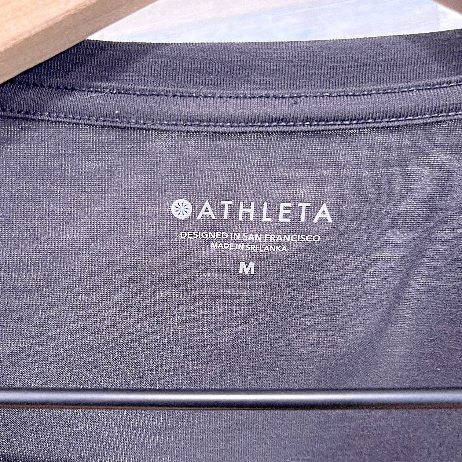 Athleta Athleta Essence Pleated Tee Black Womens Medium Size M / US 6-8 / IT 42-44 - 5 Thumbnail
