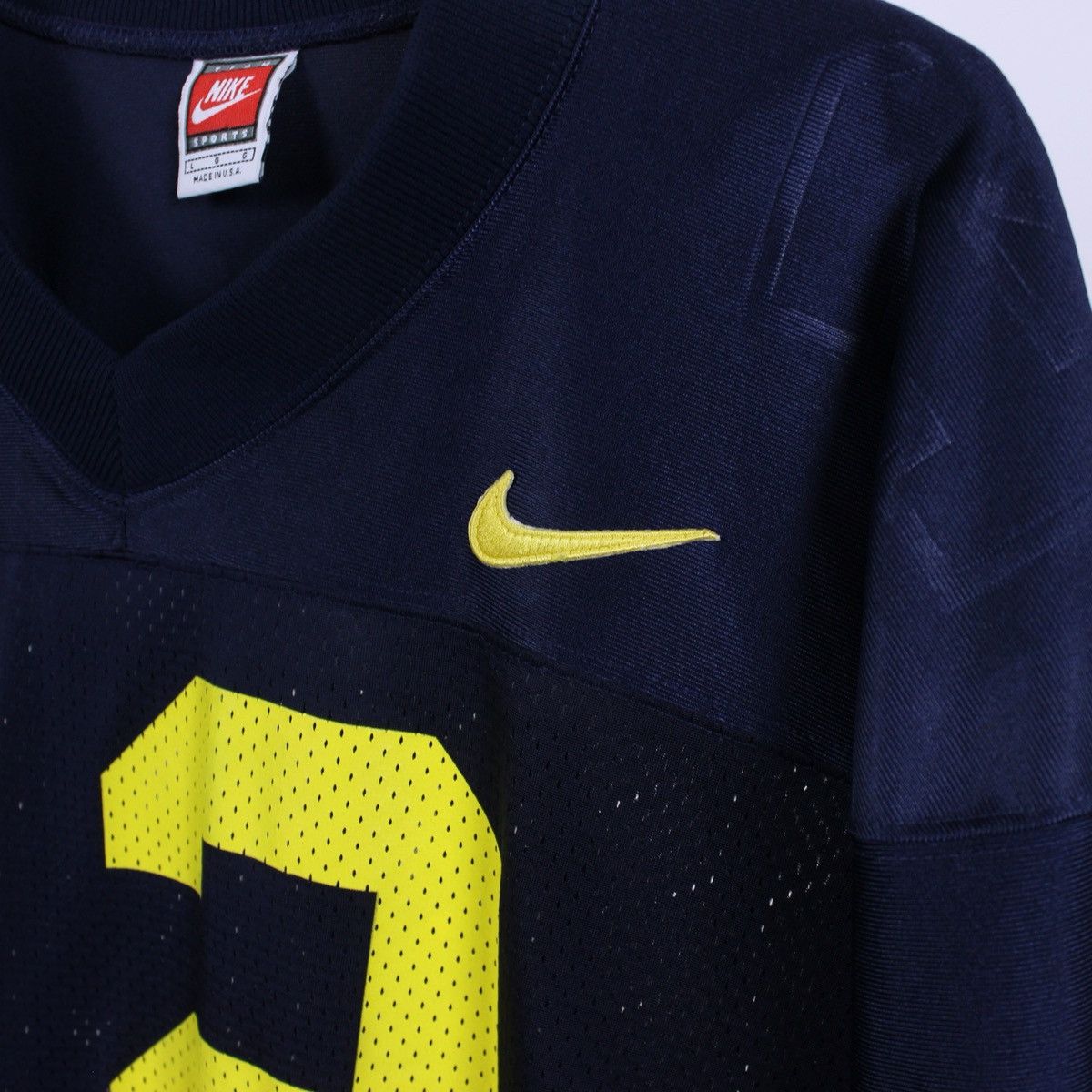 Nike Vintage Nike Michigan Wolverines Ricky Powers Jersey Size US L / EU 52-54 / 3 - 4 Thumbnail