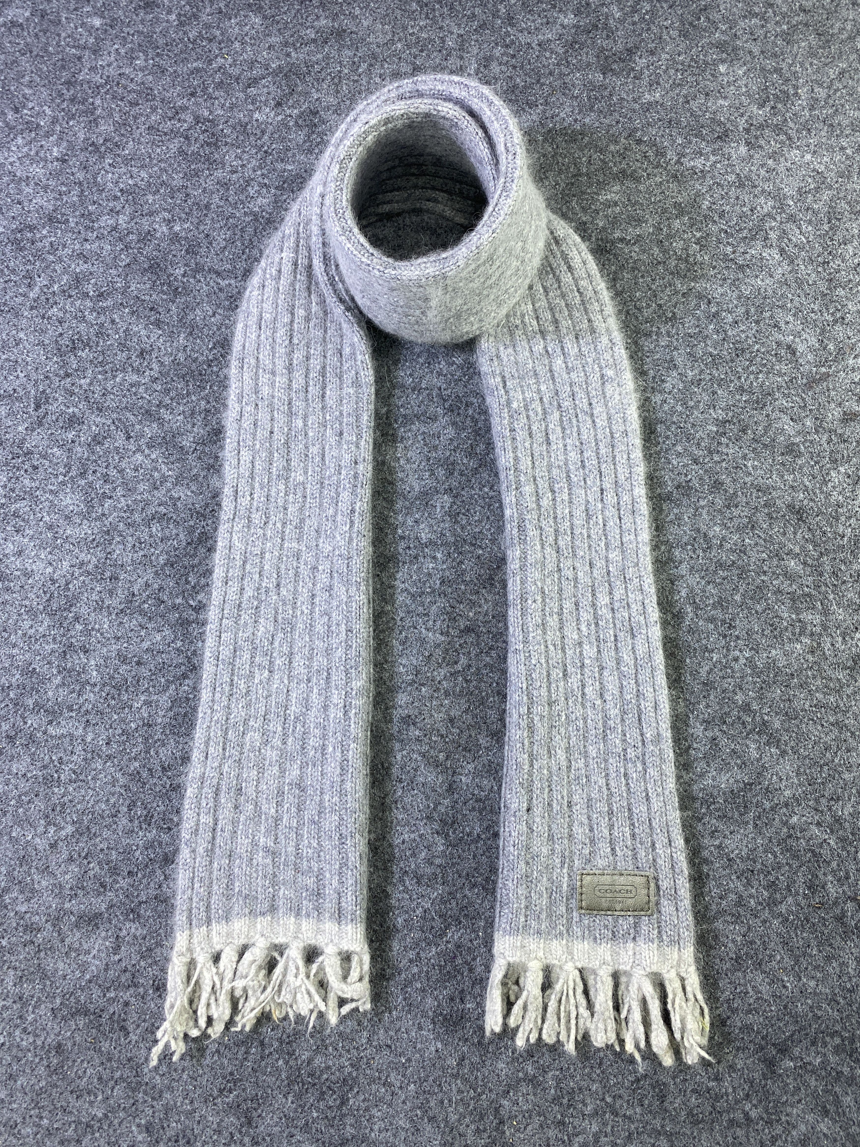 Coach Coach Scarf / Muffler / Neckwear -T855 Size ONE SIZE - 1 Thumbnail