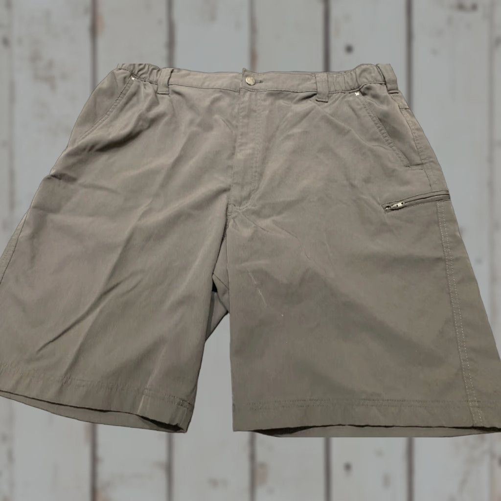 Wrangler VINTAGE Wrangler Cargo Shorts Men 40 Black Nylon Spandex Outdoor Hiking Zip Pocket Casual Size US 40 / EU 56 - 1 Thumbnail