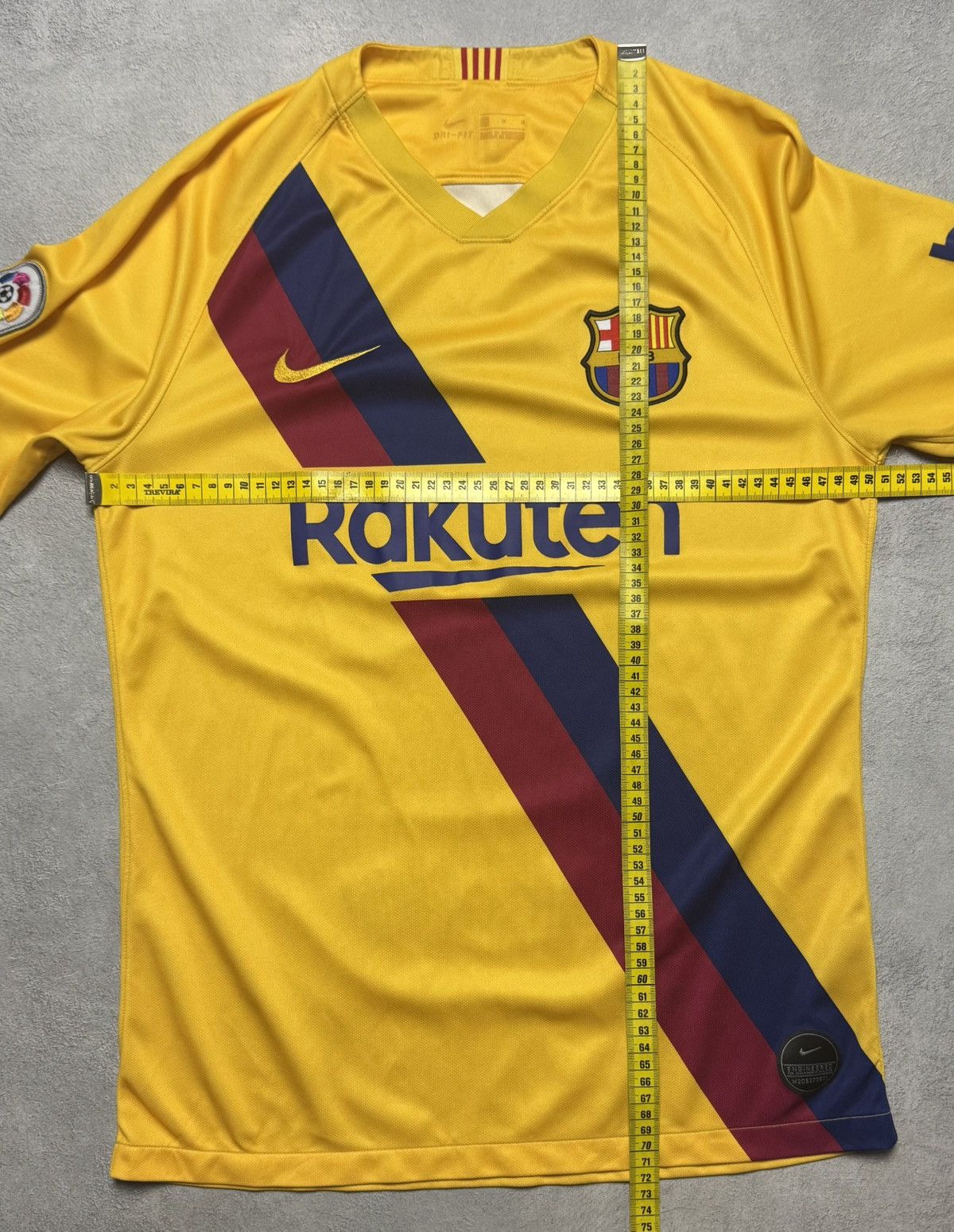 Nike Barcelona 2019 2020 Away Football Shirt Soccer Jersey Nike Size US M / EU 48-50 / 2 - 18 Thumbnail