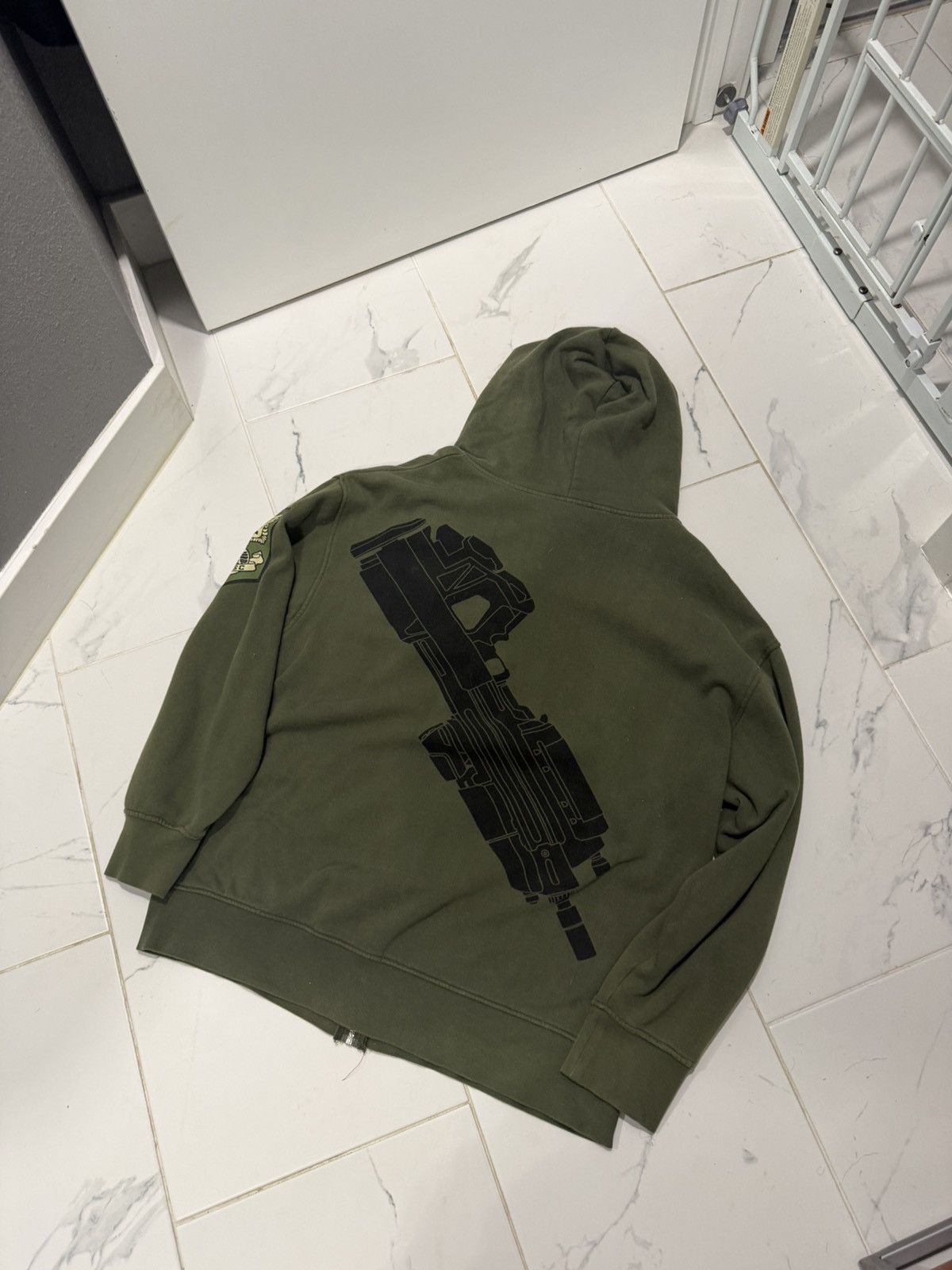 Halo Halo 3 UNSC zip up hoodie. Size US XL / EU 56 / 4 - 4 Thumbnail