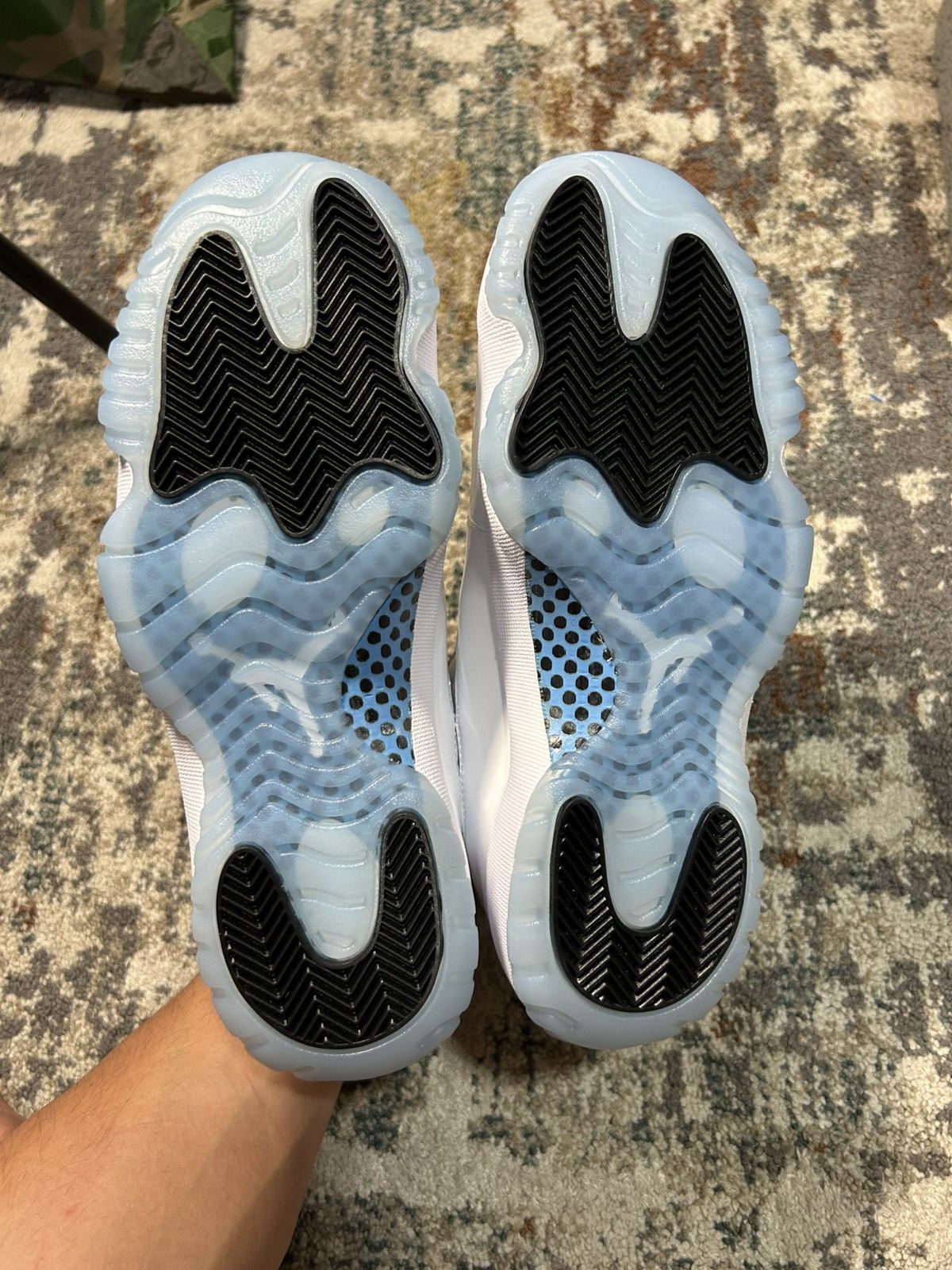 Jordan Brand Air Jordan 11 Legend Blue Columbia 2024 Size US 8 / EU 41 - 5 Thumbnail