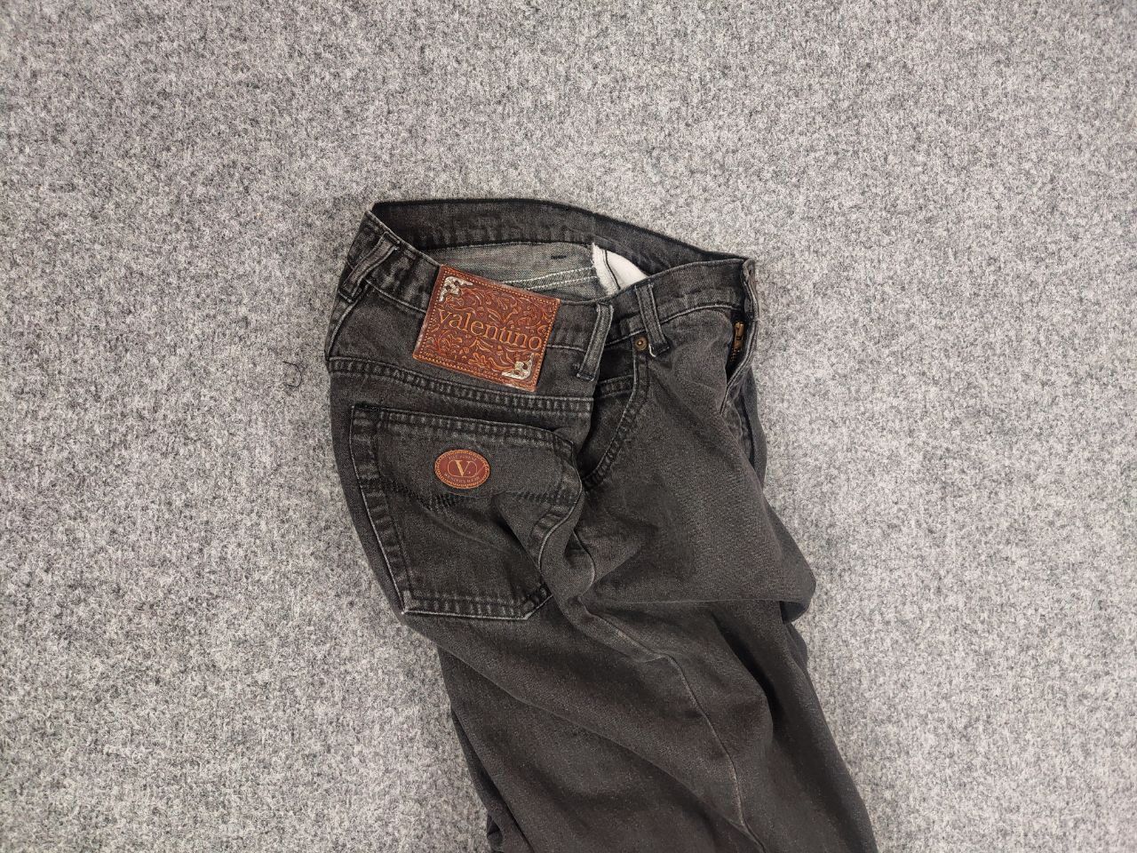Valentino Vintage 80's Valentino Authentic Mom Dark Gray denim Jeans Size 29" - 3 Thumbnail