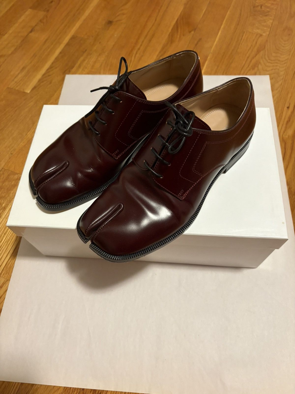 Maison Margiela Maison Margiela tabi dress shoes Size US 7 / EU 40 - 1 Thumbnail