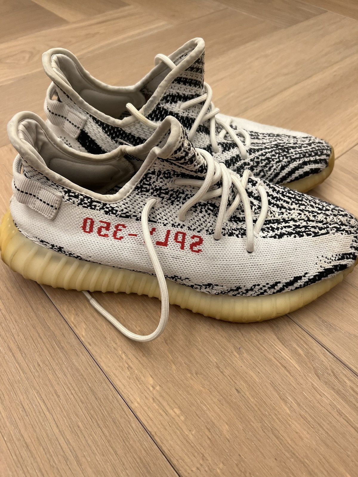 Yeezy Yeezy Boosts Zebra Size US 10 / EU 43 - 3 Thumbnail