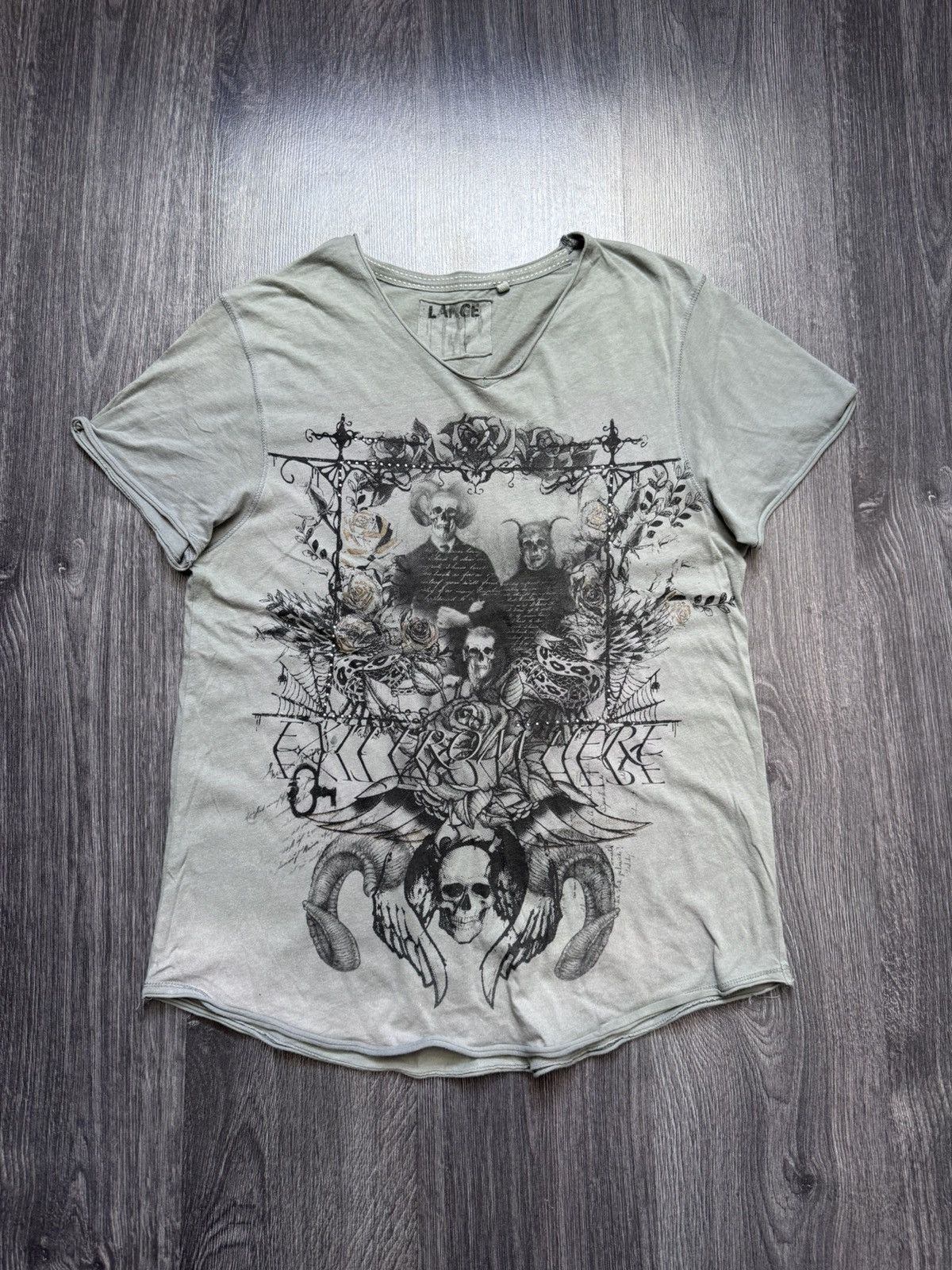 Japanese Brand Y2K Scull Print Demonic Avantgarde vintage t-shirt Size US L / EU 52-54 / 3 - 1 Thumbnail