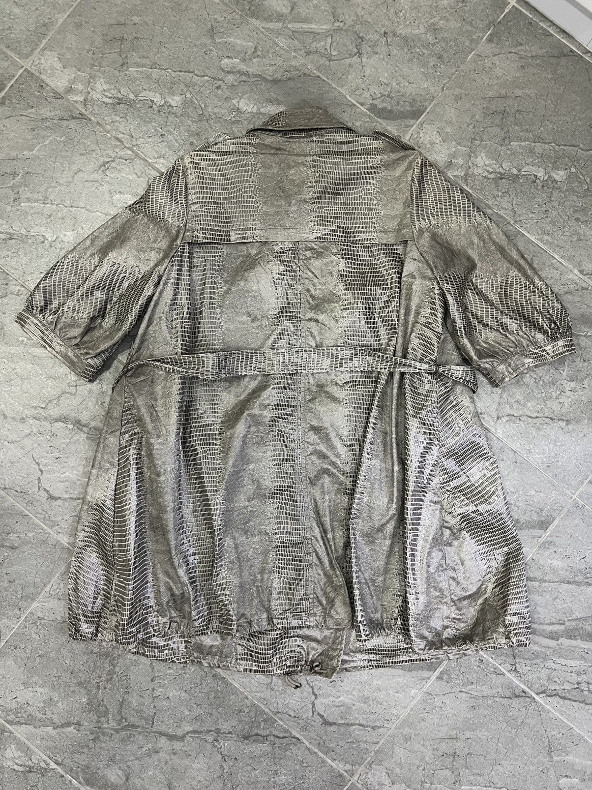 Armani Collezioni Armani Collezioni Crocodile Embossed Metallic Trench Coat Size M / US 6-8 / IT 42-44 - 15 Thumbnail