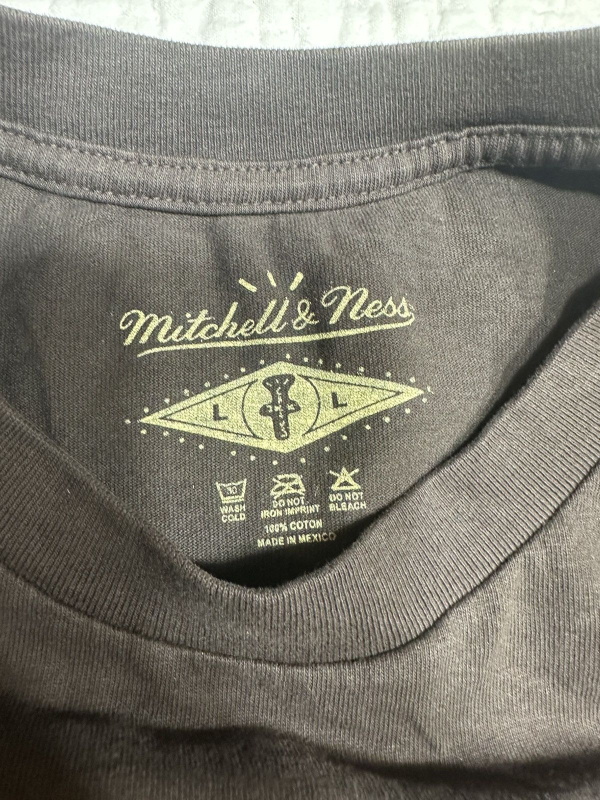 Mitchell & Ness × NCAA × Travis Scott TRAVIS SCOTT MITCHELL NESS COLLAB TEE/ MICHIGAN LARGE NEW Size US L / EU 52-54 / 3 - 2 Thumbnail