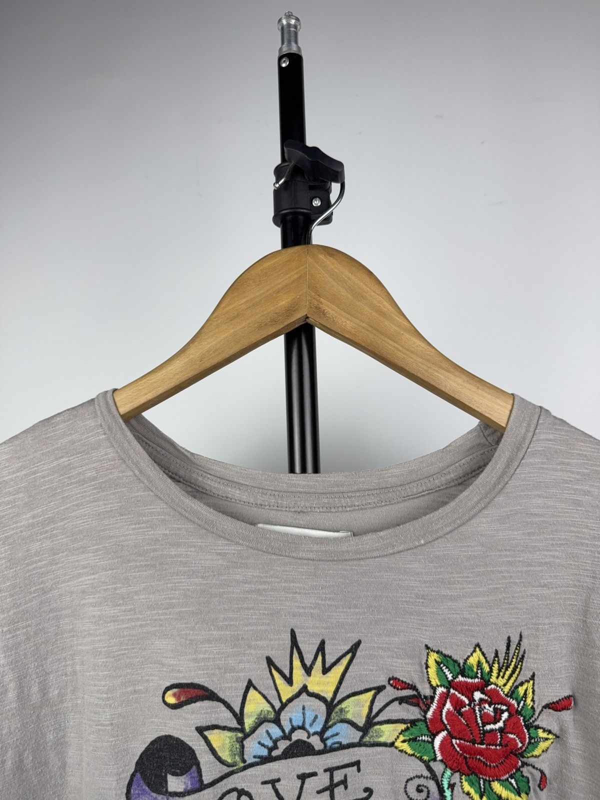 Ed Hardy Y2K 00s Ed Hardy “Love Kills Slowly” Skull Tattoo Tee XS Size XS / US 0-2 / IT 36-38 - 2 Thumbnail