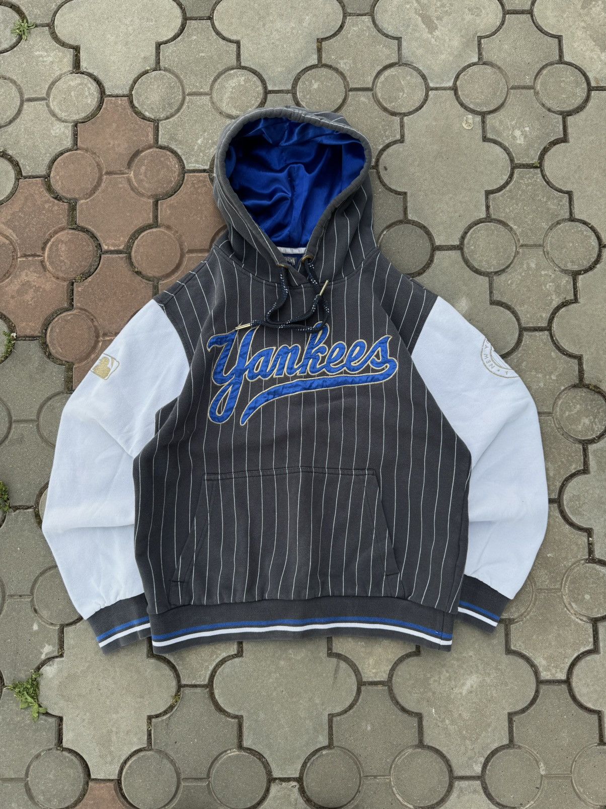 New York Yankees Vintage New York Yankees Y2K Baggy Hoodie Size US M / EU 48-50 / 2 - 1 Thumbnail