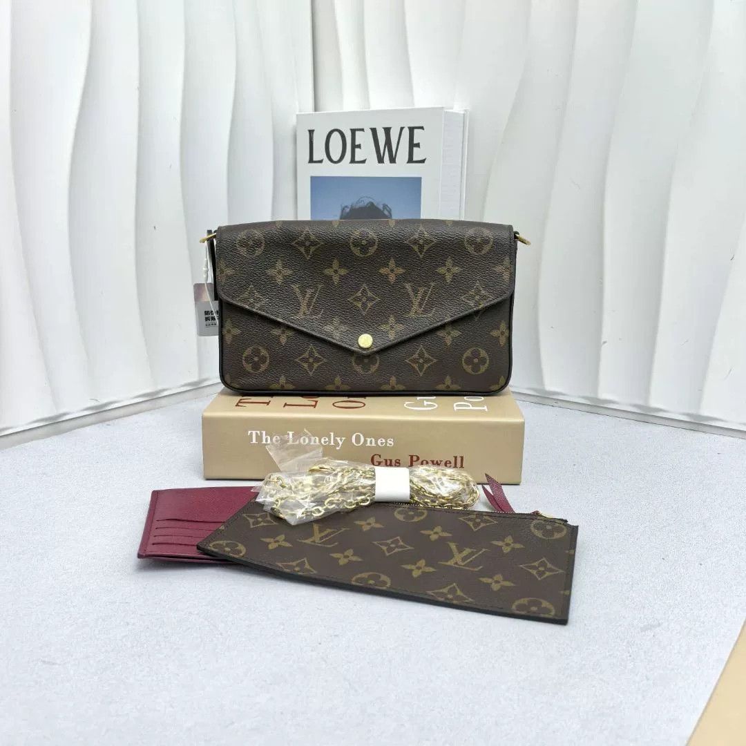 Louis Vuitton Pre-loved Bag Very good condition Size ONE SIZE - 1 Thumbnail