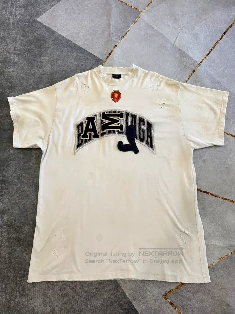 Balenciaga Balenciaga Man Utd Short Sleeve Embroidered Logo Off-White Size US L / EU 52-54 / 3 - 1 Thumbnail
