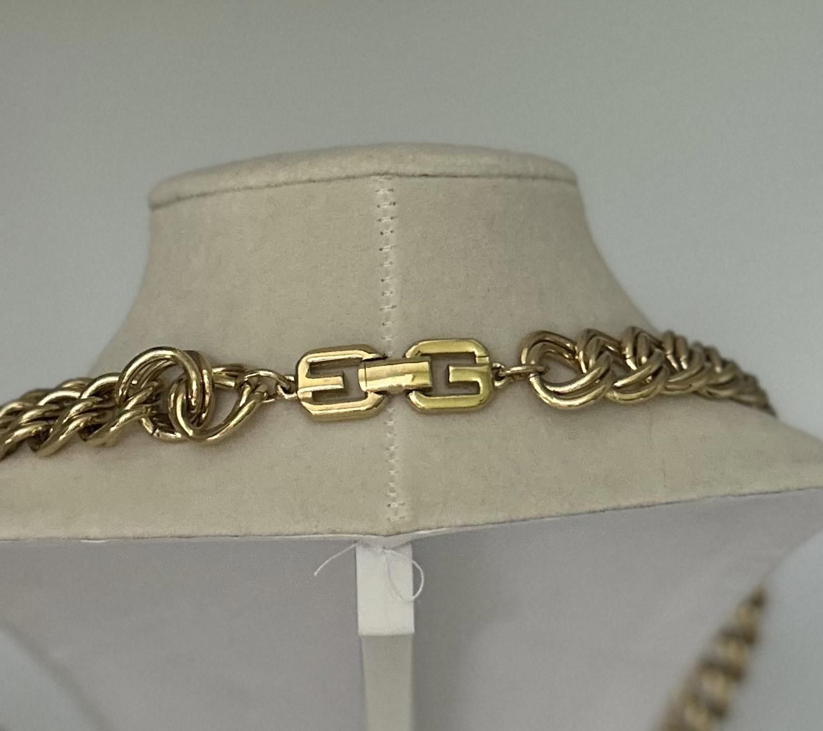 Givenchy Vintage Givenchy Necklace Gold Tone Link 80s Signed Couture Size ONE SIZE - 7 Thumbnail