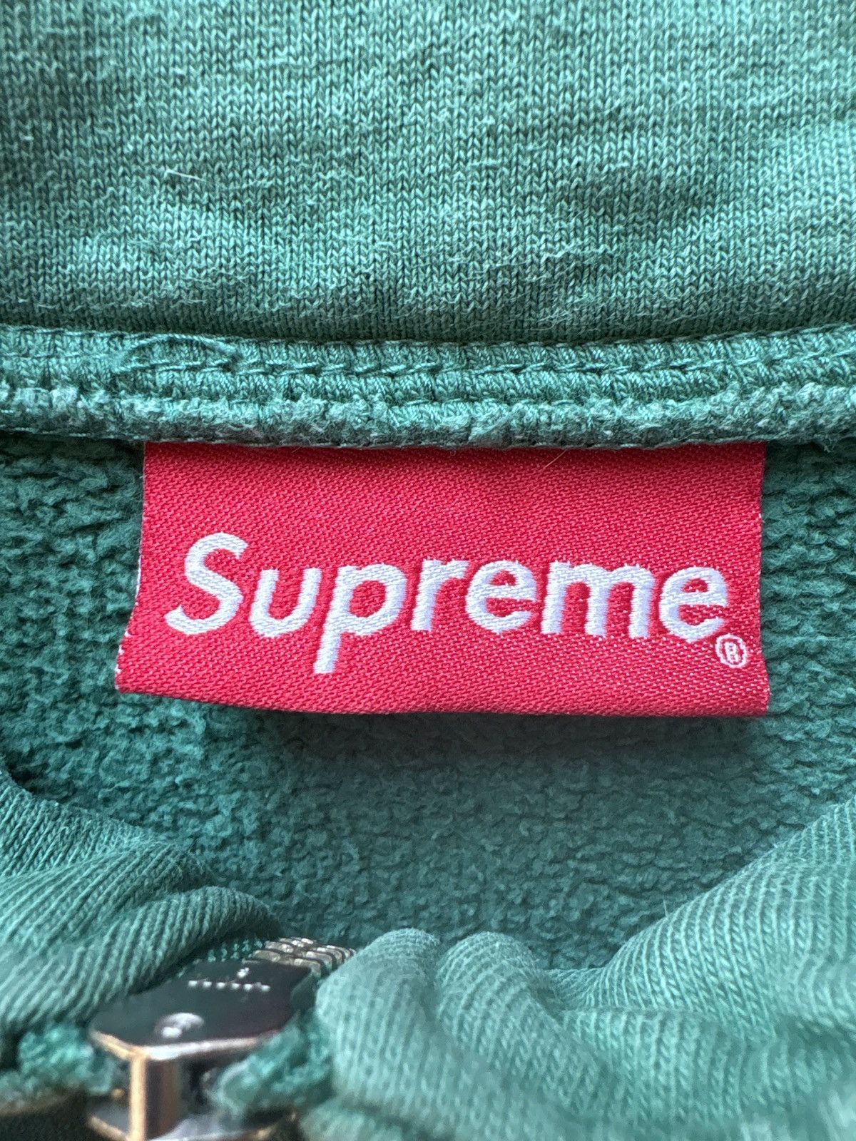 Supreme Supreme SS18 Logo Piping Half Zip Green SIZE S Size US S / EU 44-46 / 1 - 8 Thumbnail