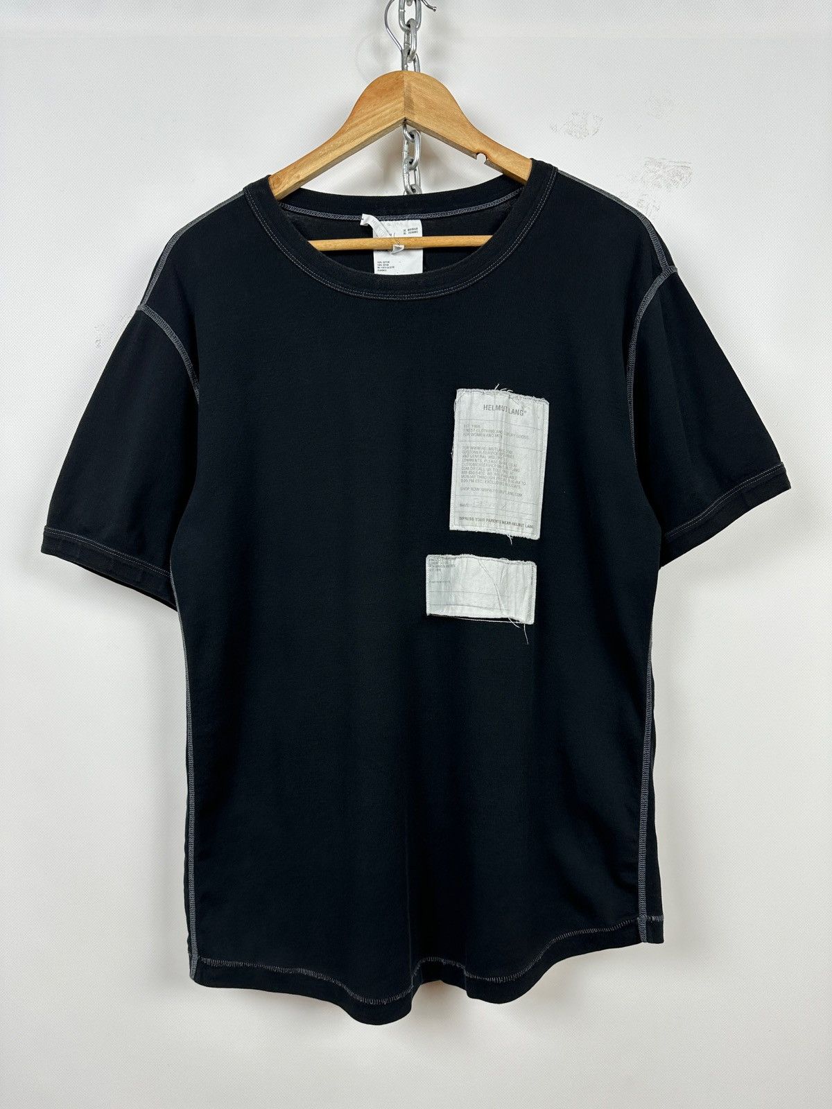 Helmut Lang Helmut Lang Logo Patch Black T-Shirt Size US L / EU 52-54 / 3 - 1 Thumbnail