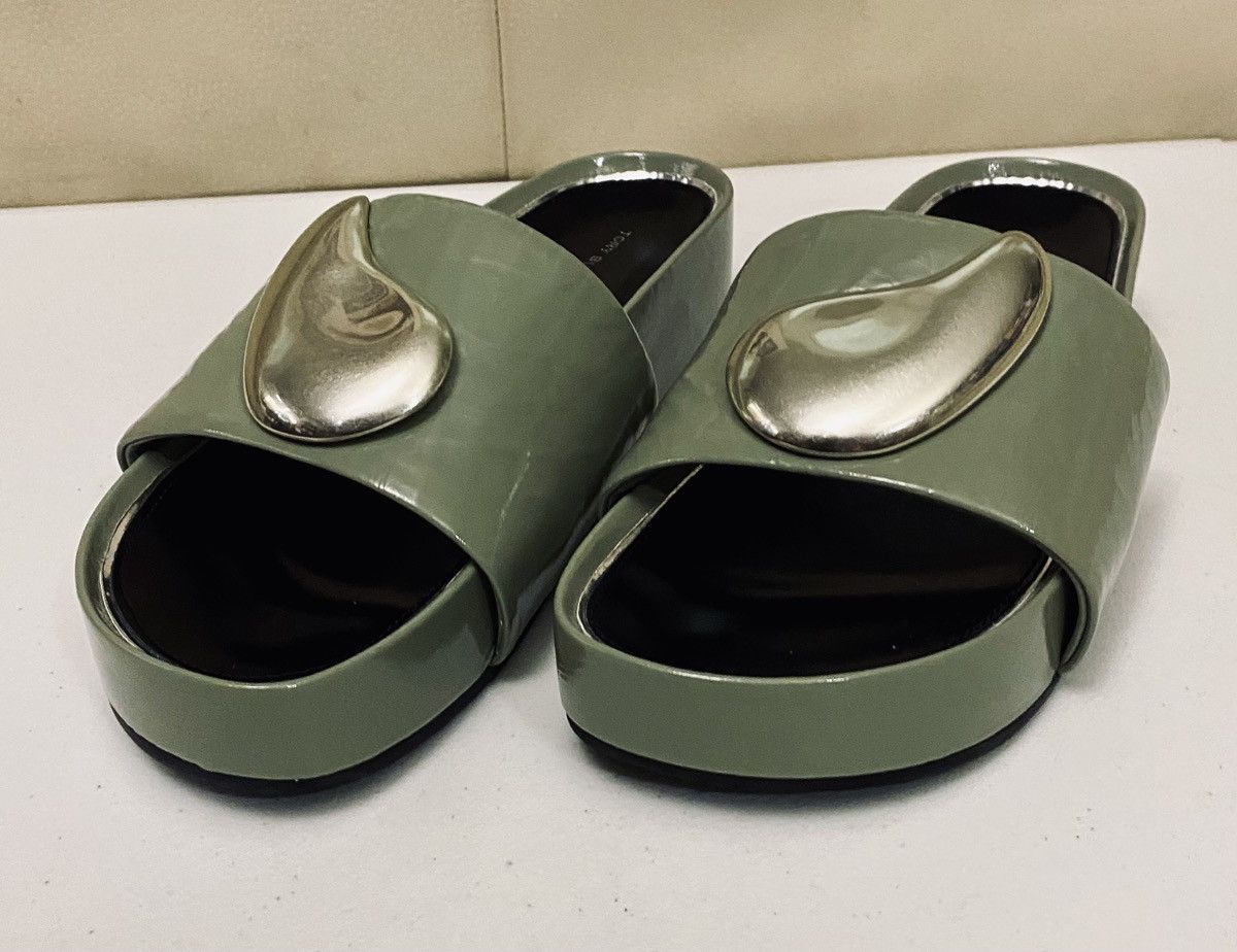 Tory Burch Tory Burch Patos Slide Crinkle Leather Metal Plate 8.5 New Size US 8.5 / IT 38.5 - 8 Thumbnail