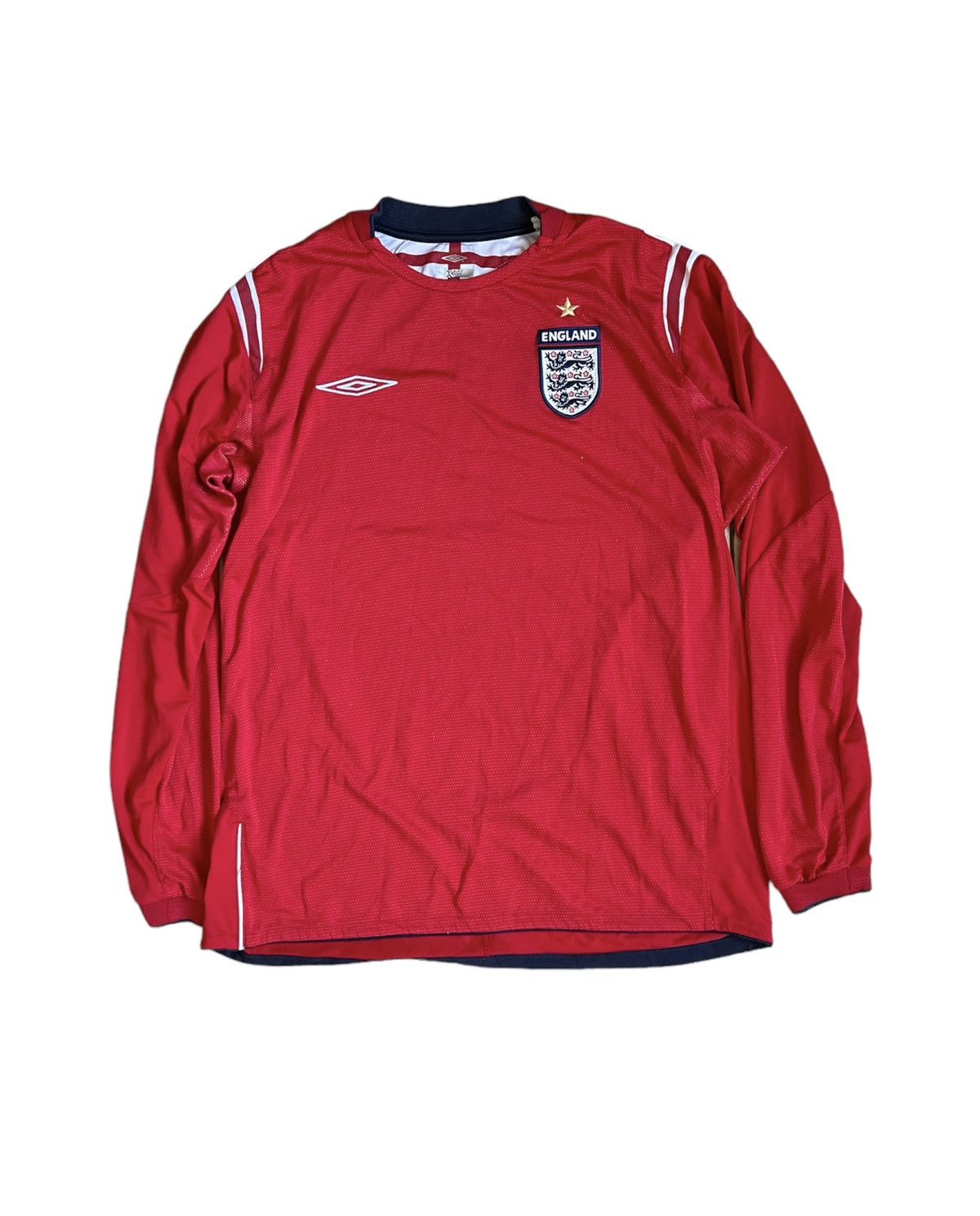 Umbro 2004 Umbro England long sleeve Red soccer jersey Vintage Size US XL / EU 56 / 4 - 2 Thumbnail