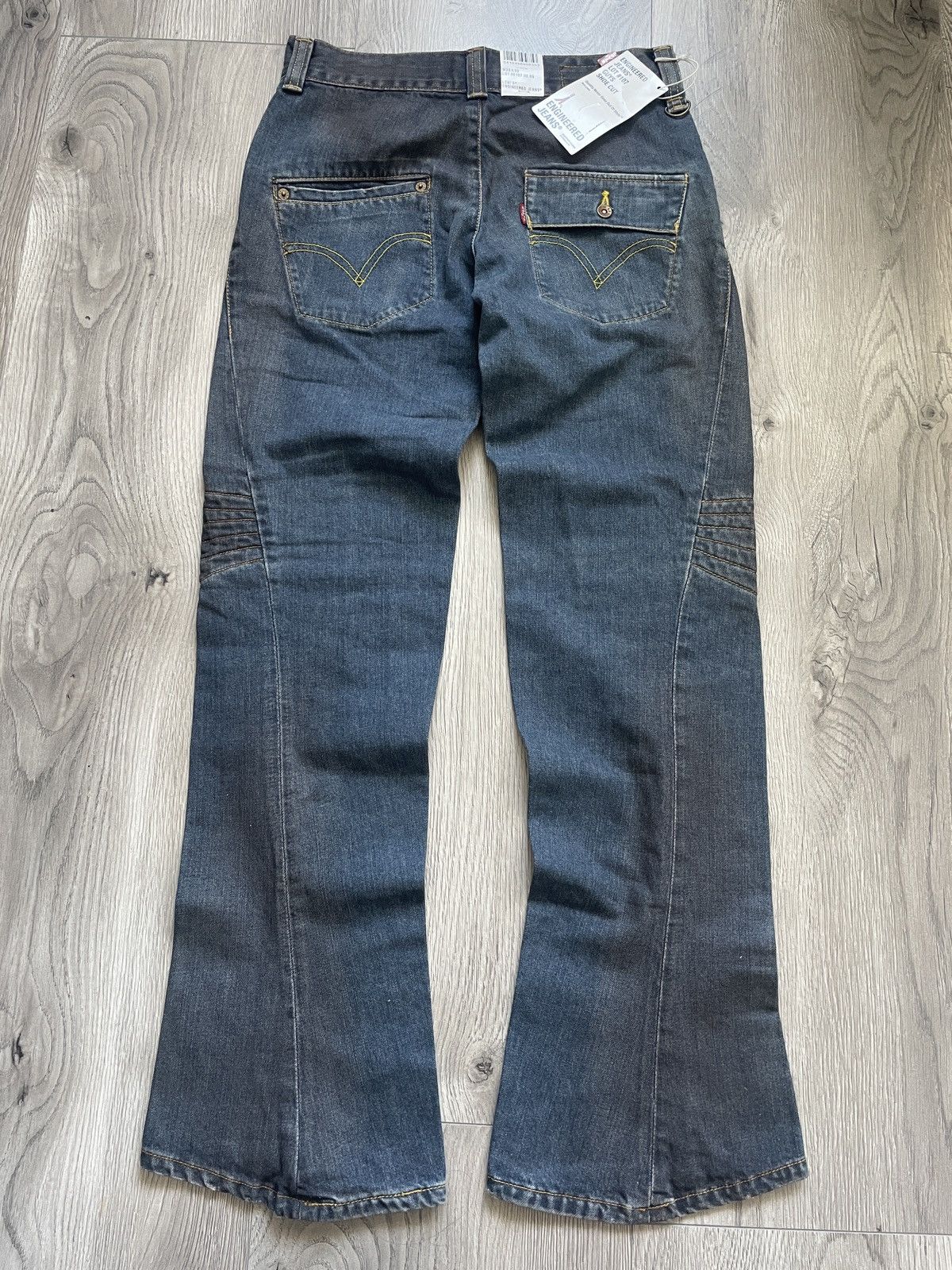 Levi's Vintage Clothing Deadstock Levi's Engineered Jeans Lot107 BootCut Y2K Archive Size 28" / US 6 / IT 42 - 3 Thumbnail