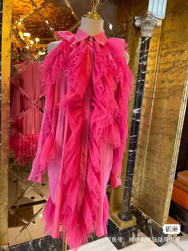 Versace Versace Barbie pink three-dimensional lotus leaf dress Size M / US 6-8 / IT 42-44 - 2 Thumbnail
