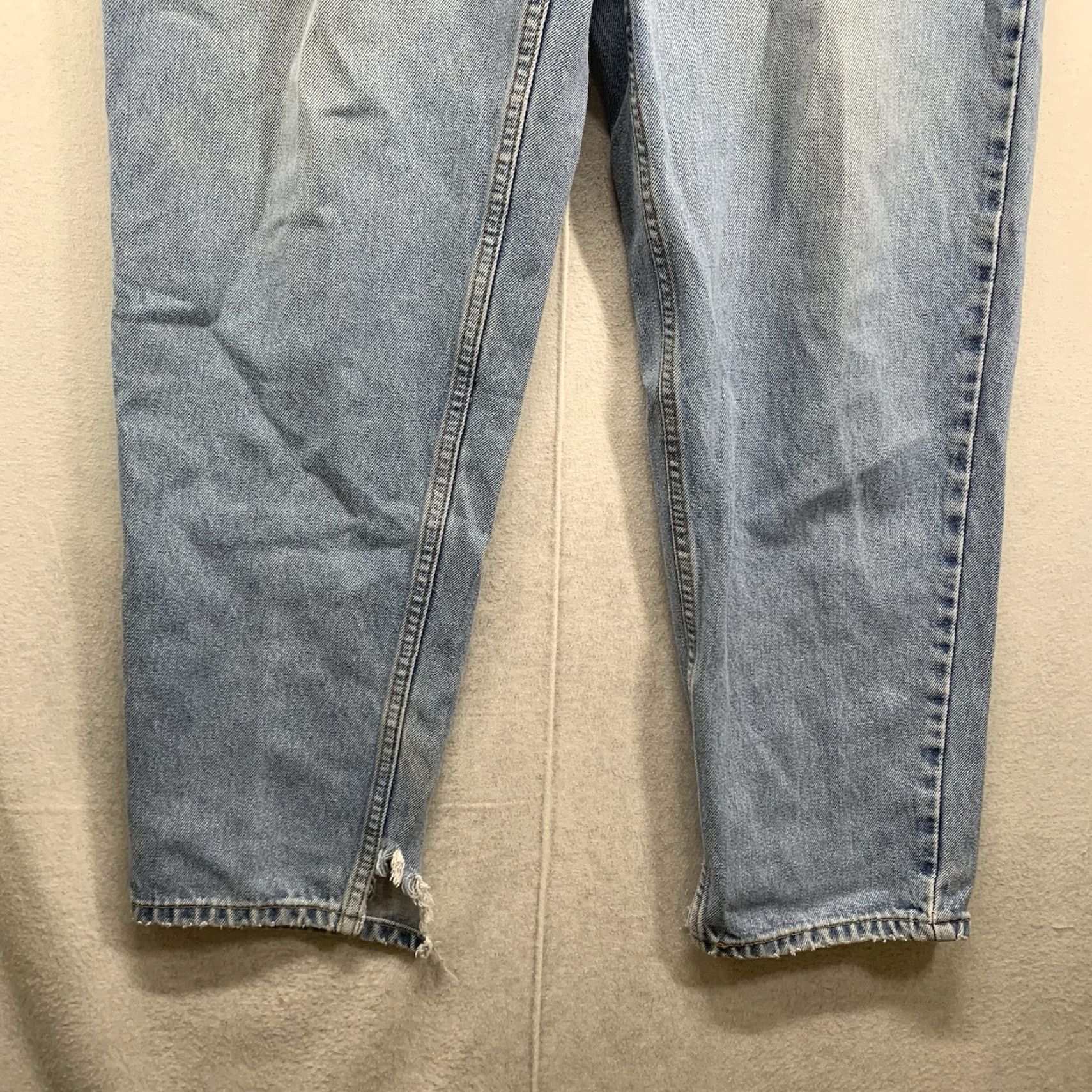 Levi's VINTAGE Levi's 560 Jeans Men 33x32 Blue Distressed Tapered 90s Grunge Size US 33 - 6 Thumbnail