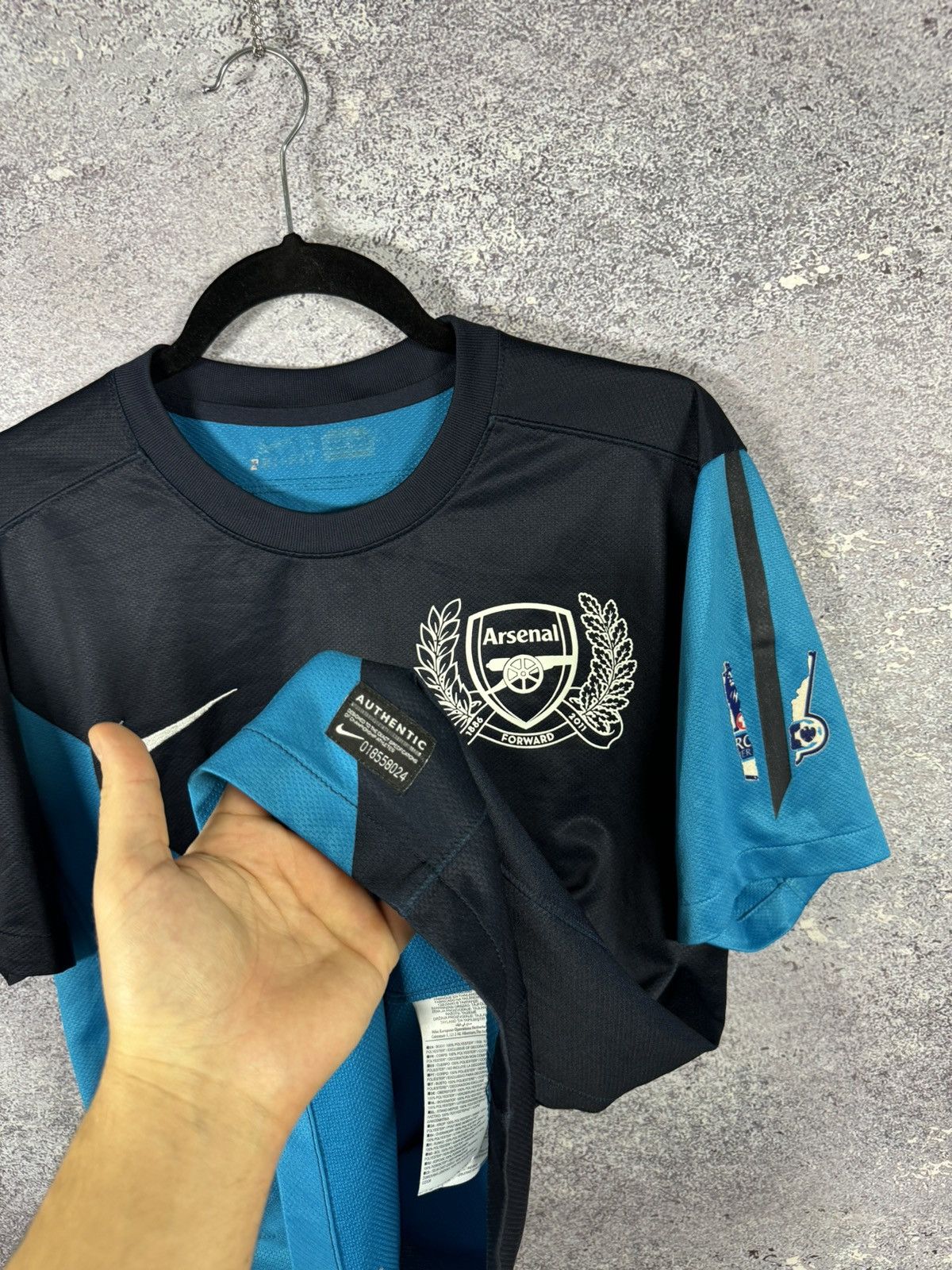 Nike × Vintage Vintage Arsenal 2011/12 Away Nike Jersey Blokcore Medium Size US M / EU 48-50 / 2 - 10 Thumbnail