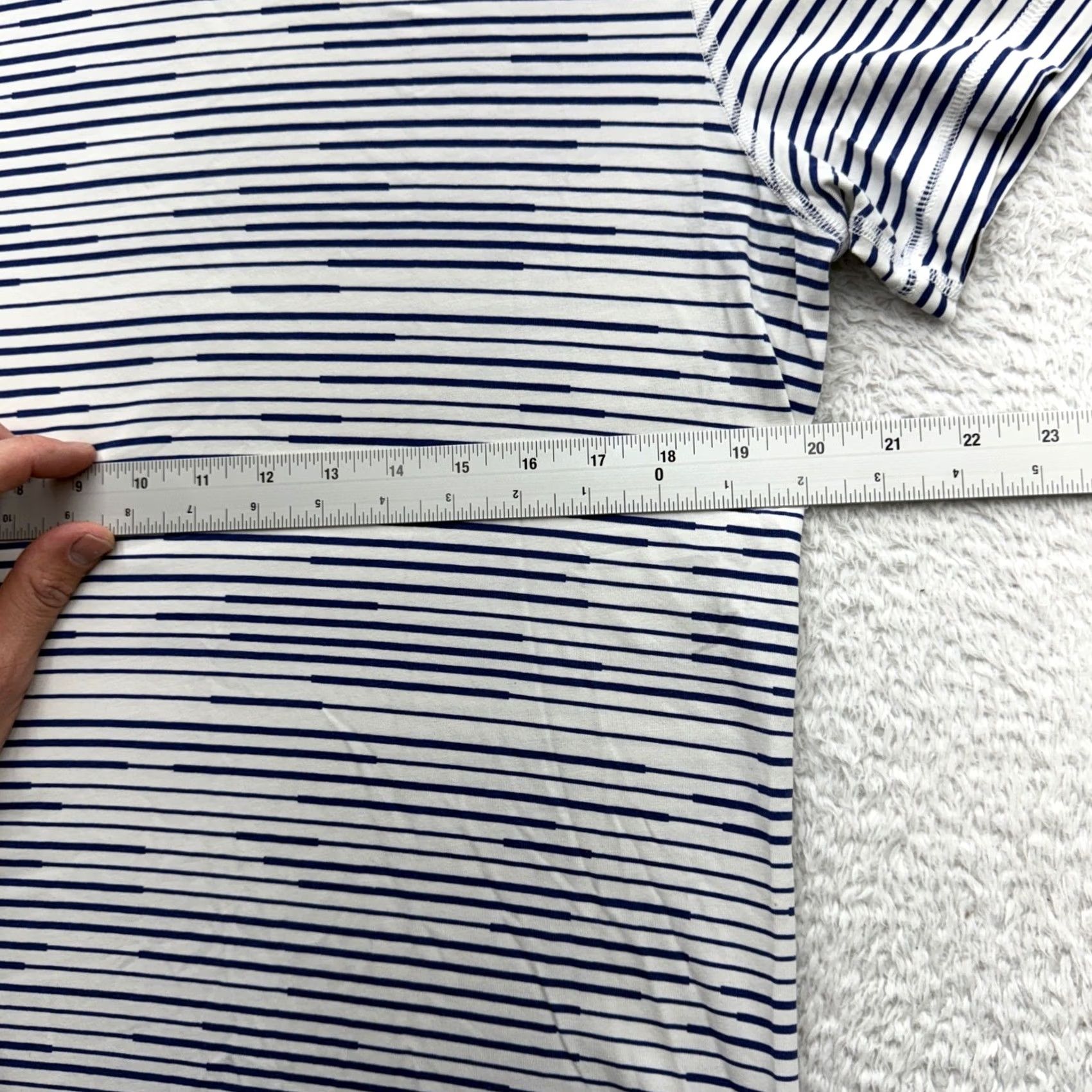 Lululemon Lululemon Metal Vent Tech Short Sleeve Shirt Navy White Striped M Mens Crew Neck Moisture Wicking Breathable Athletic Activewear Nij? Size US M / EU 48-50 / 2 - 4 Thumbnail