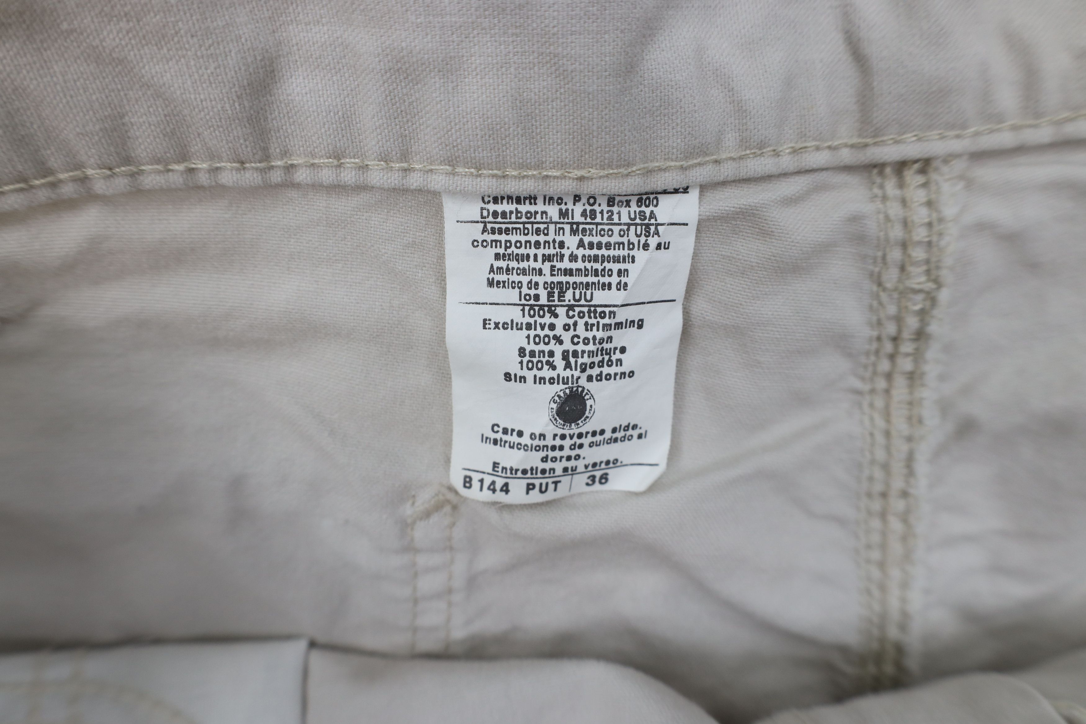 Carhartt Vintage Y2K 2002 Carhartt Relaxed Dungaree Shorts Beige Size US 36 / EU 52 - 8 Thumbnail