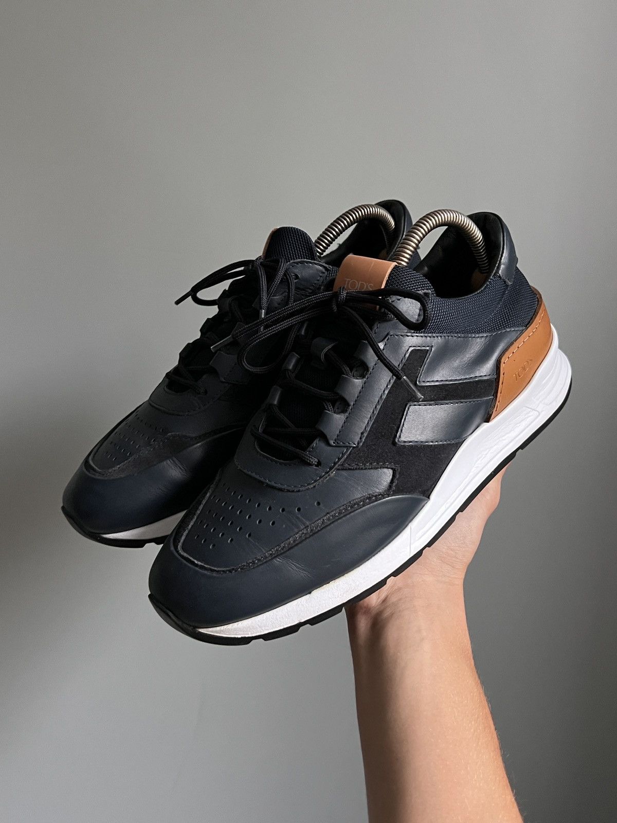 Tod’s Navy Blue Leathers Sneakers