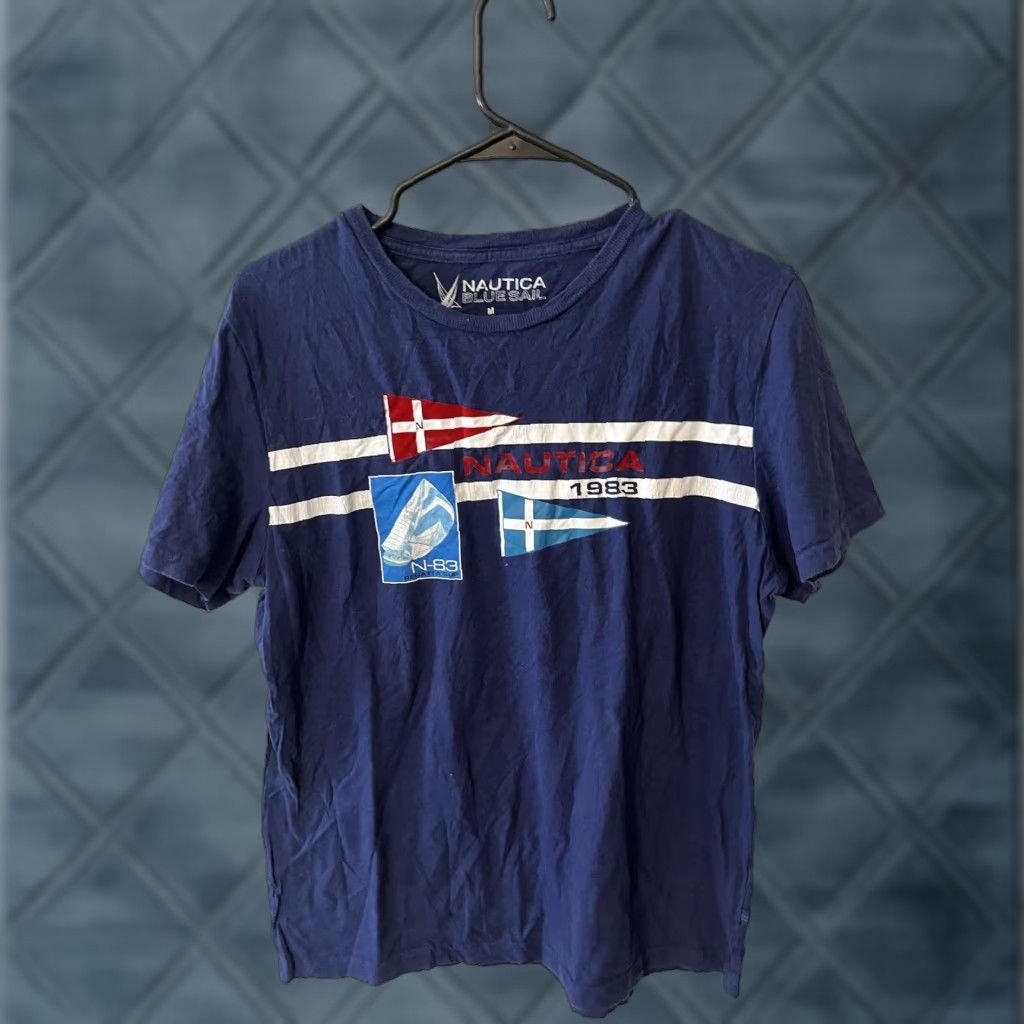 Nautica VINTAGE Nautica T-Shirt Men Size Medium Blue Crew Neck Graphic Logo Nautical Apparel Size US M / EU 48-50 / 2 - 1 Thumbnail