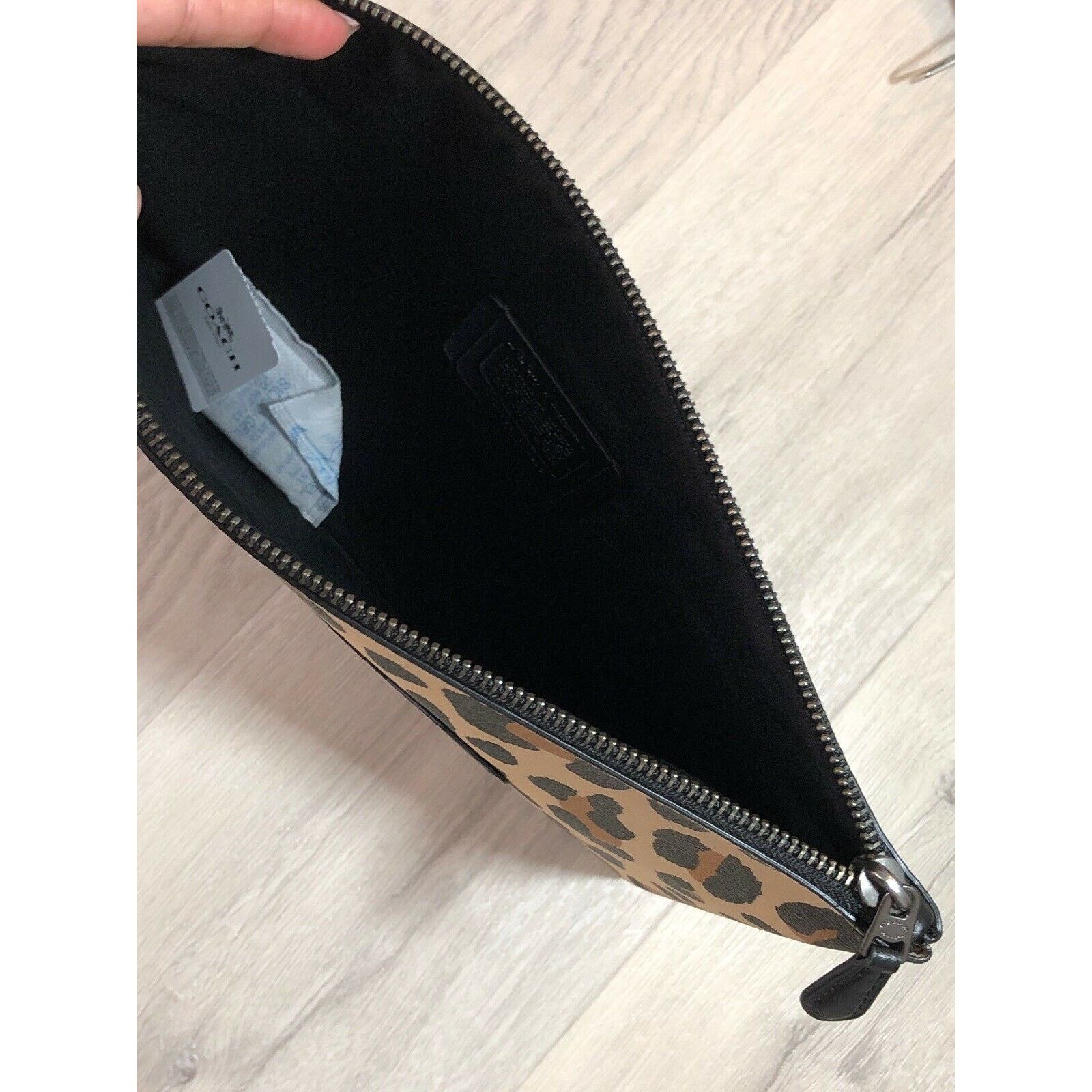 Coach Disney X Coach Snow White Glitter DOC Large Clutch Pouch Size ONE SIZE - 4 Thumbnail