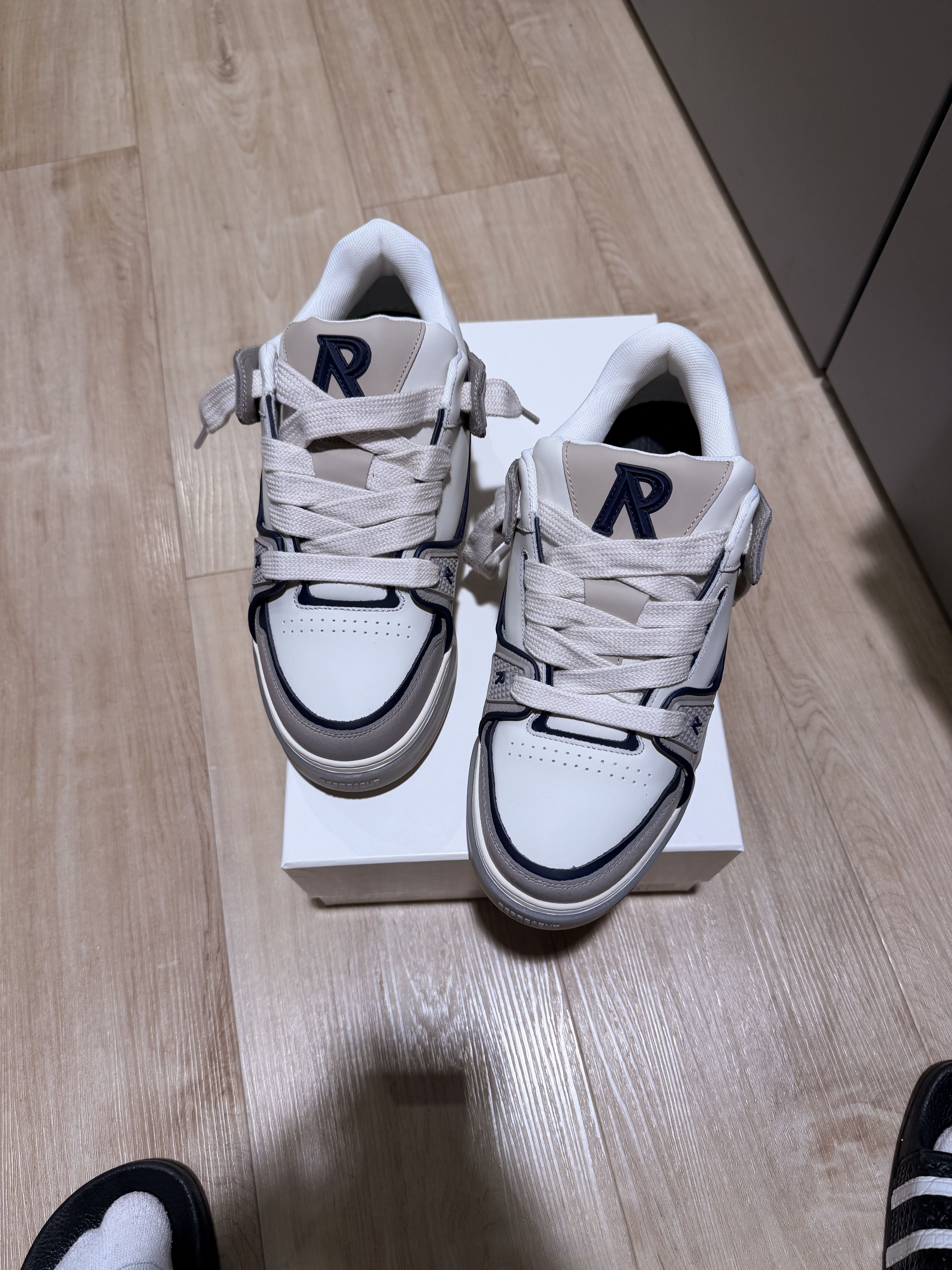 Represent Clo. Represent Studio Sneakers Neutral Size US 9 / EU 42 - 1 Thumbnail