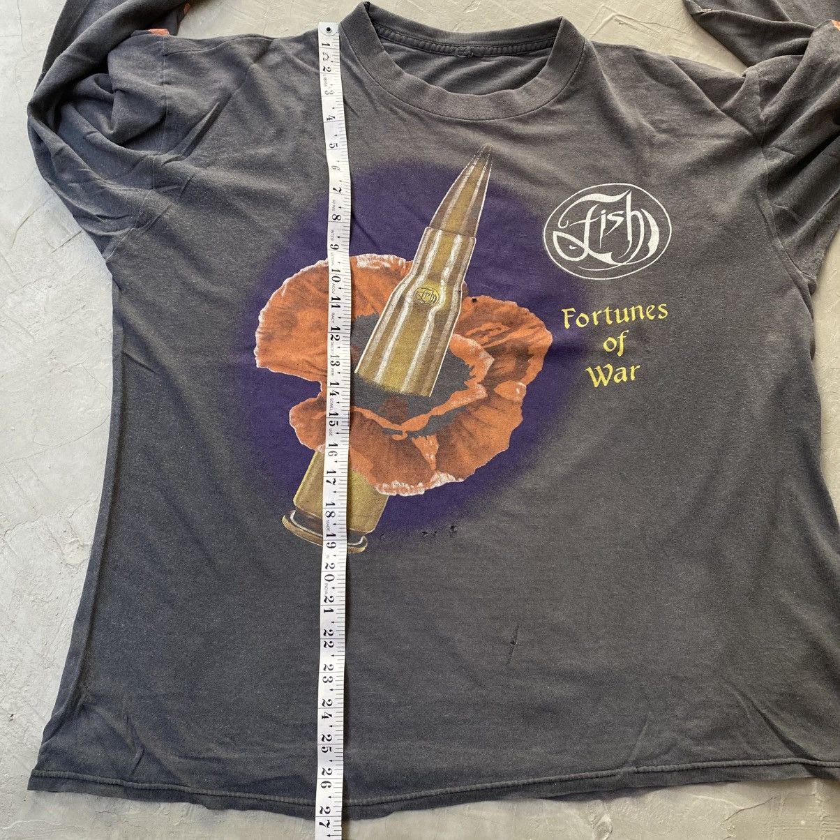 Band Tees Vintage Fish for his "Fortunes of War" tour T shirt Size US XL / EU 56 / 4 - 8 Thumbnail
