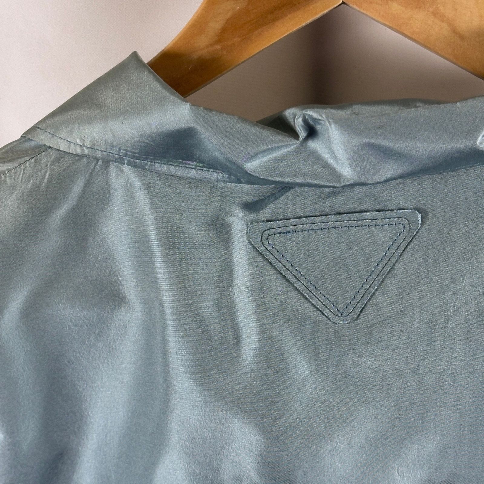 Prada A/W22 Blue Silk Printed Button-Up Size US M / EU 48-50 / 2 - 15 Thumbnail