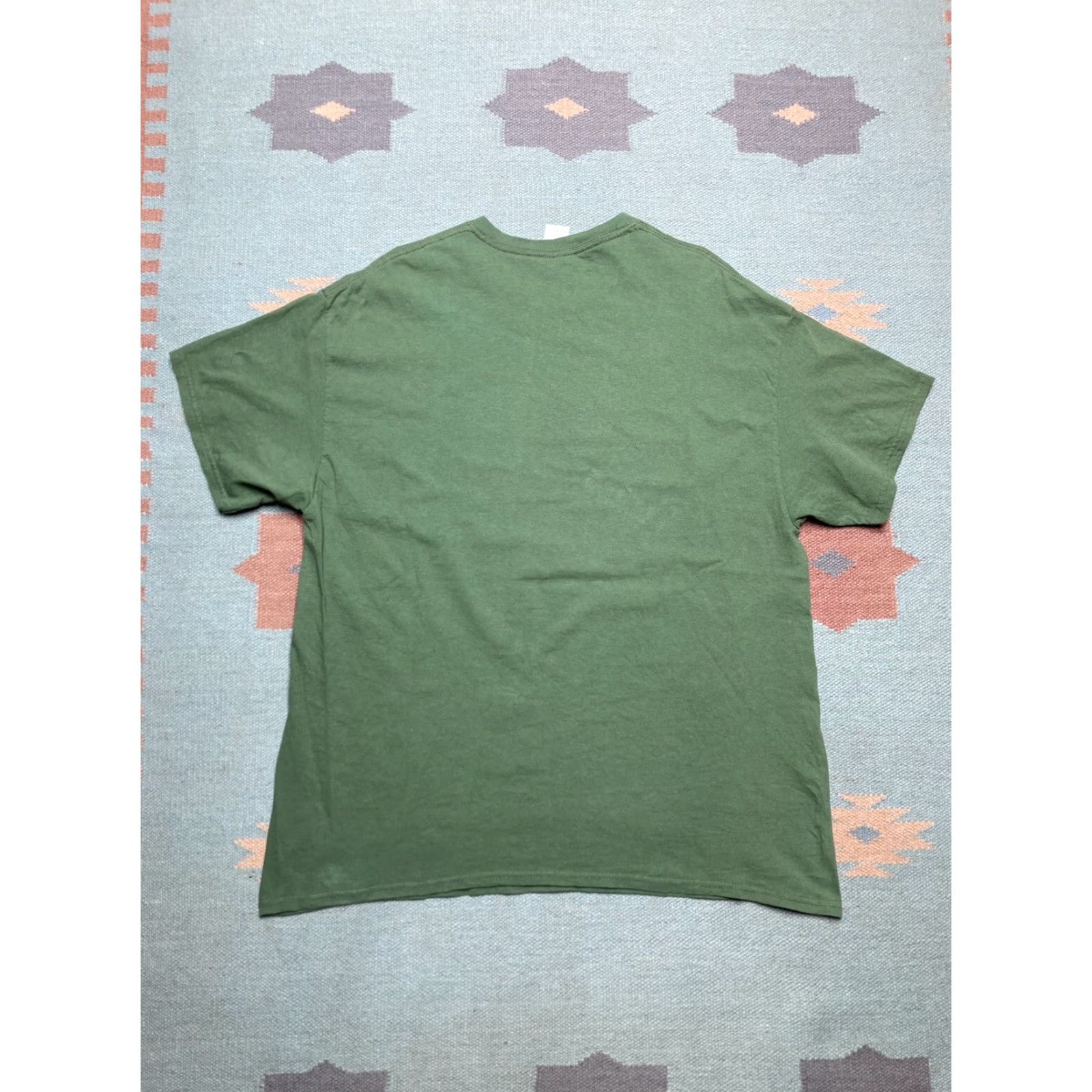 Gildan VINTAGE Psychedelic keep me out yo mouth graphic t shirt Gildan XL Green Men T-Shirt XL EUC Size US XL / EU 56 / 4 - 4 Thumbnail