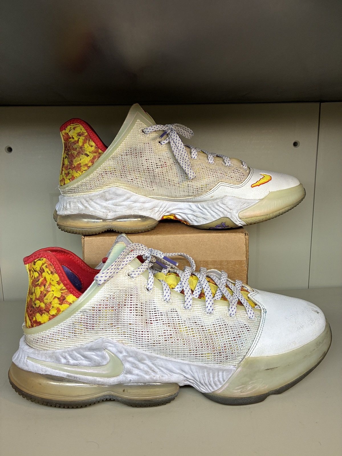 Other Nike LeBron 19 Low Magic Fruity Pebbles James Men Size 13 Size US 13 / EU 46 - 2 Thumbnail